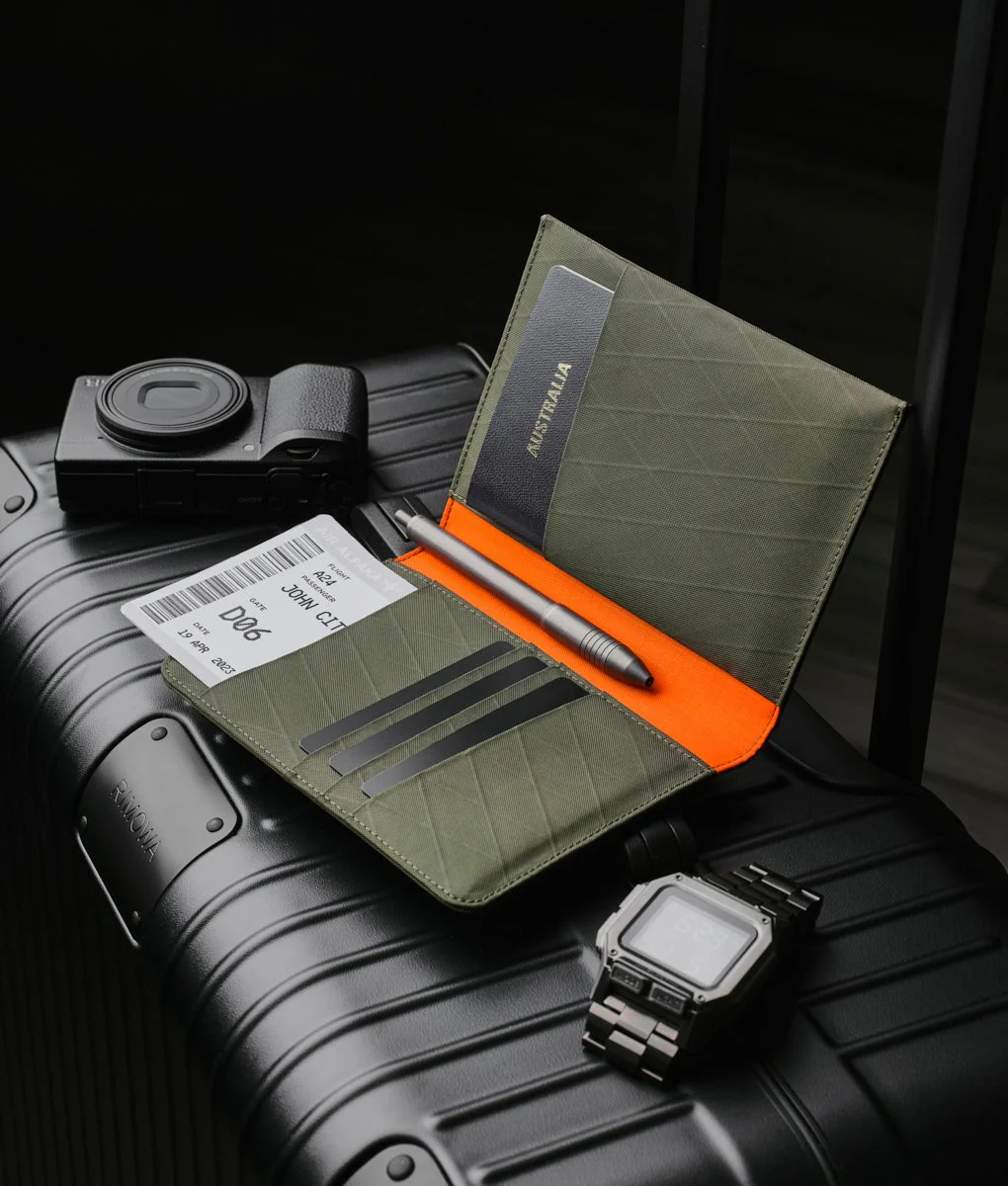 Ark Bifold Passport Wallet - Image 20