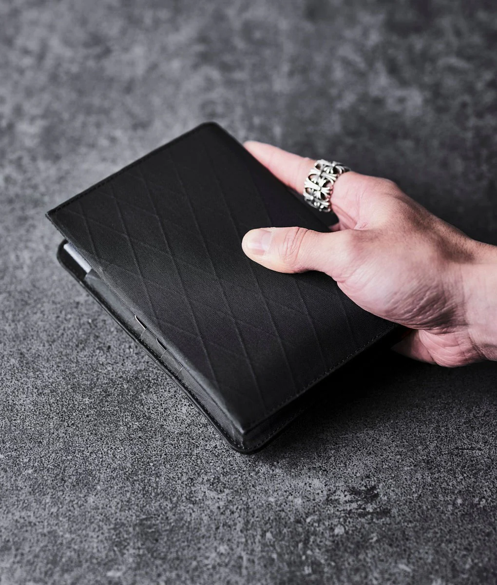 Ark Bifold Passport Wallet - Image 7