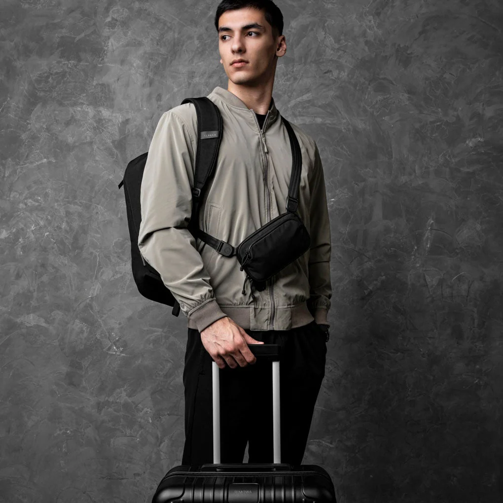 Bravo Passport Pouch - Image 4