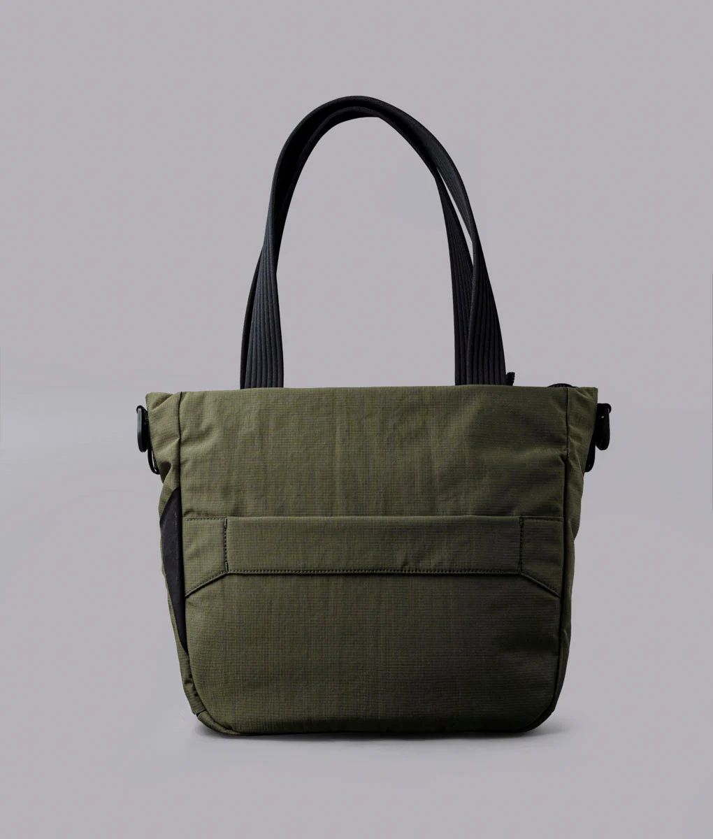 Bravo Tote V2 12 L - Image 28