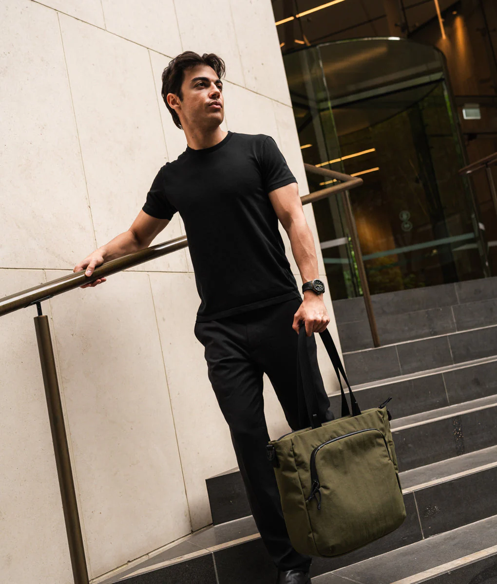 Bravo Tote V2 12 L - Image 37