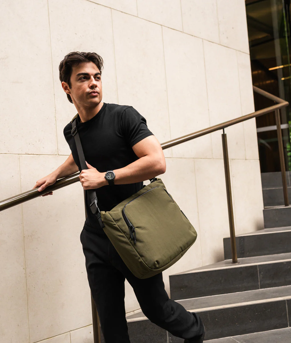 Bravo Tote V2 12 L - Image 39