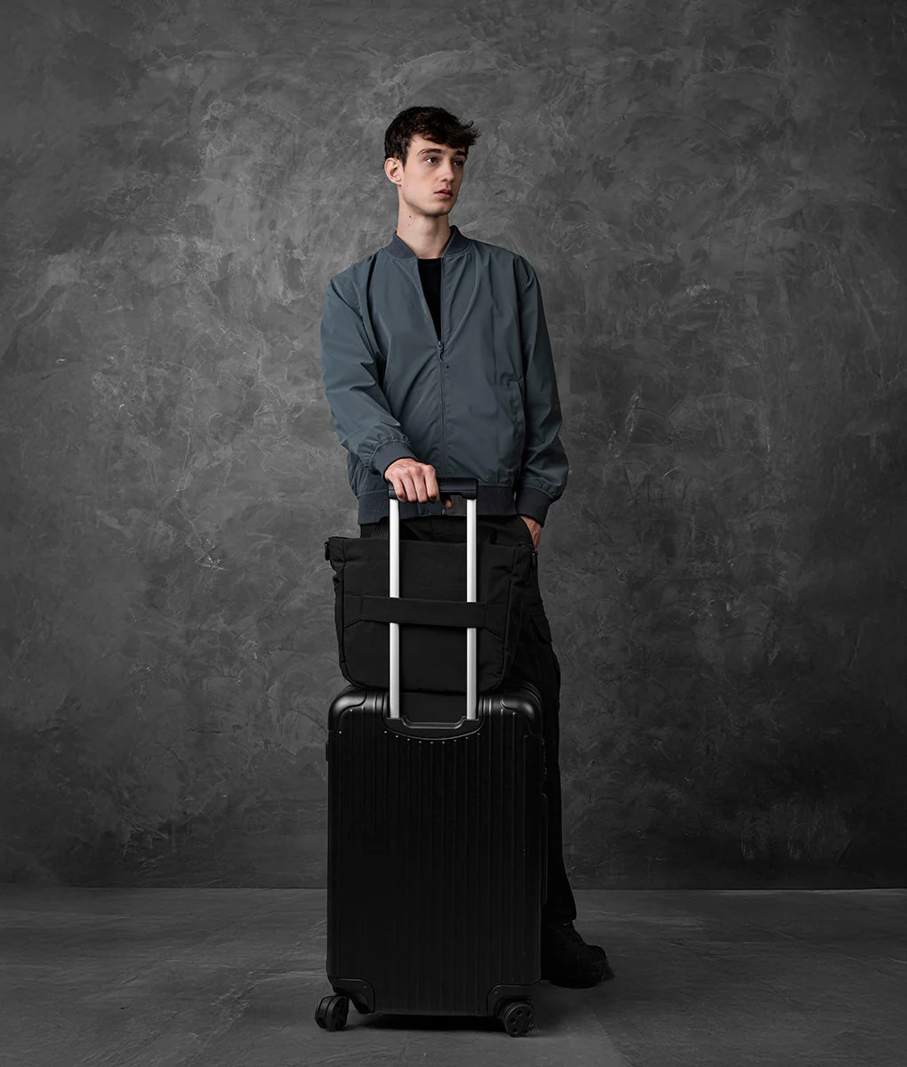 Bravo Tote V2 12 L - Image 4