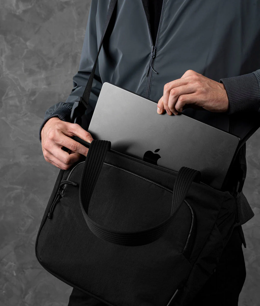 Bravo Tote V2 12 L - Image 5