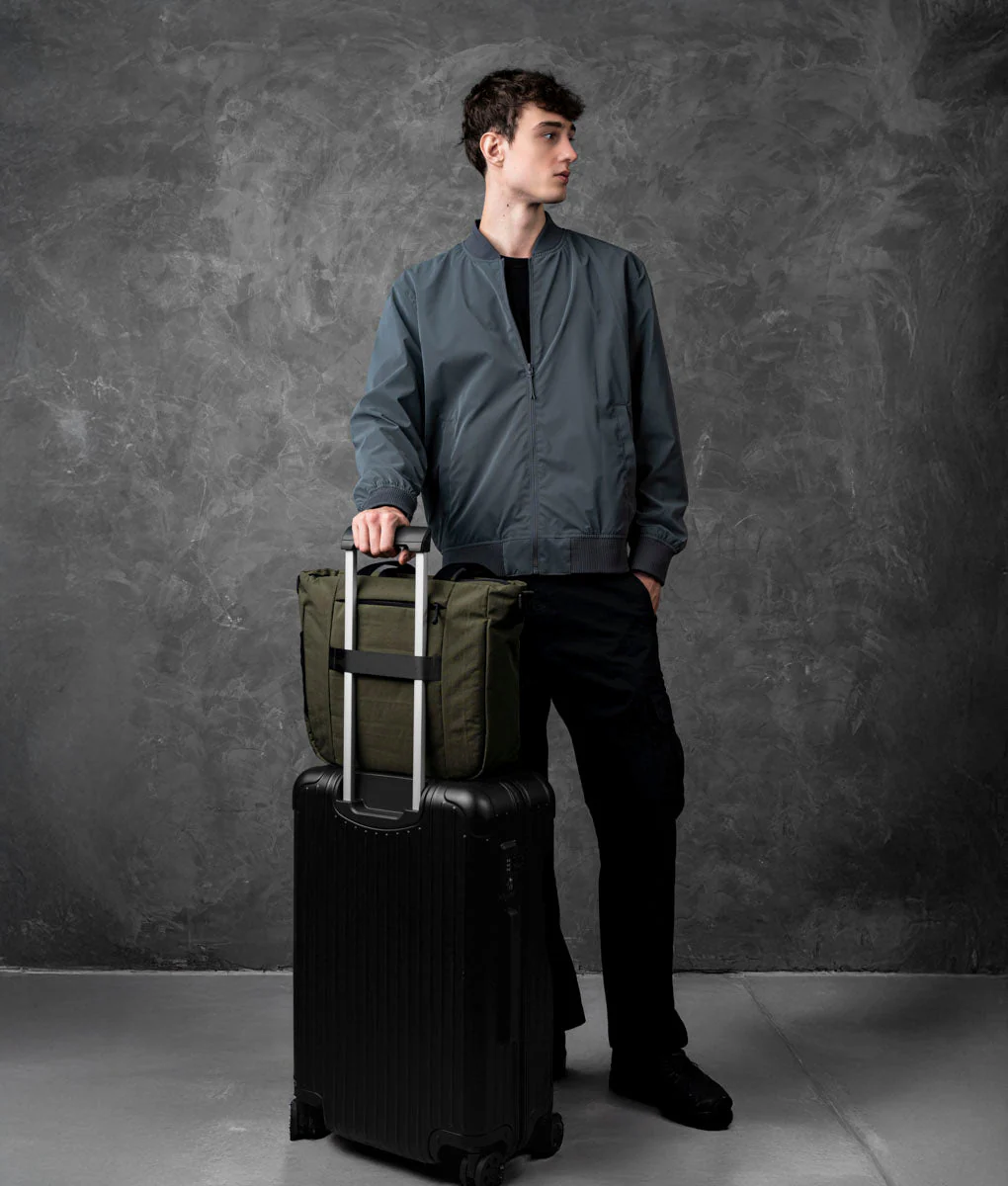 Bravo Tote V2 14 L - Image 23