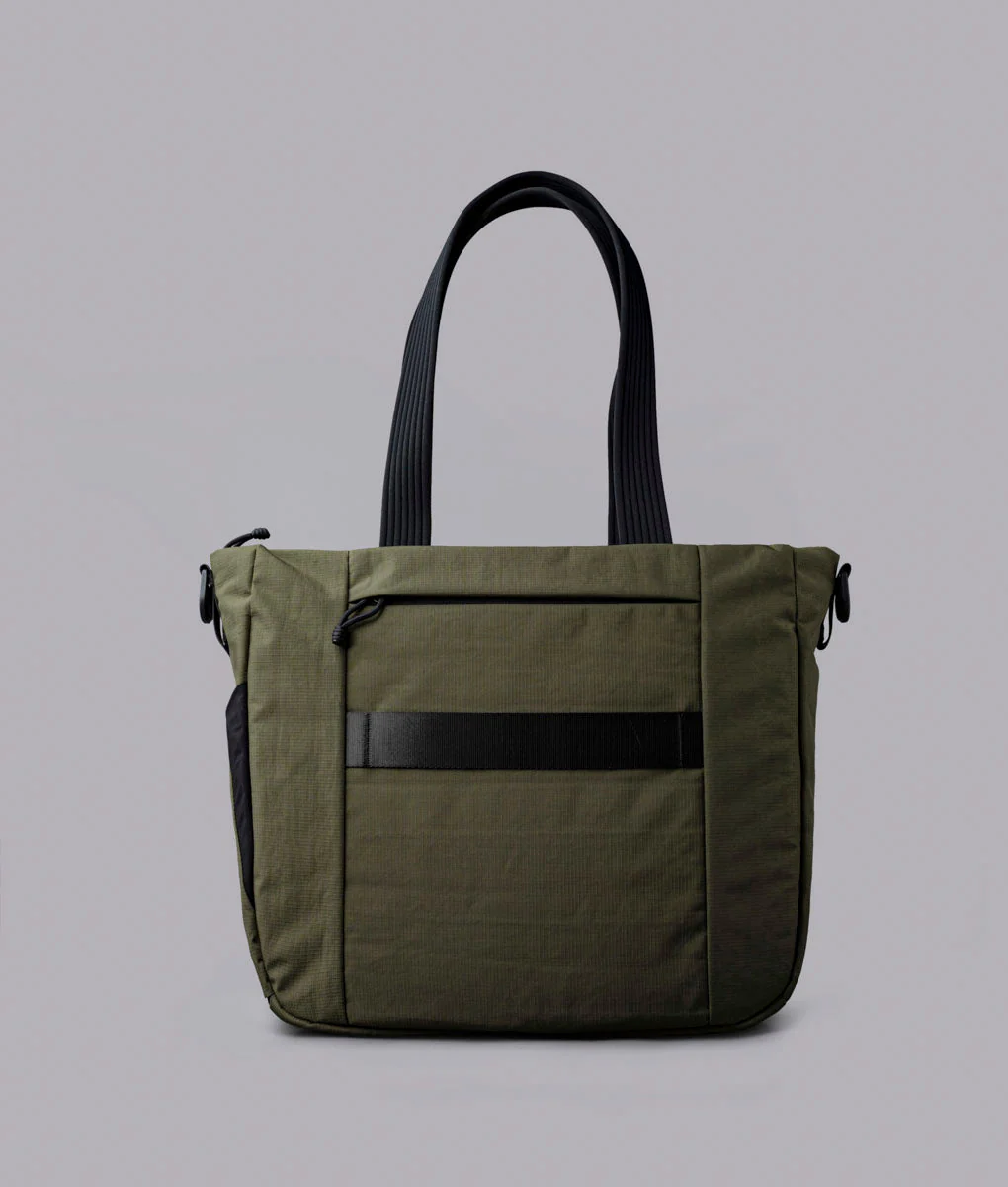 Bravo Tote V2 14 L - Image 30