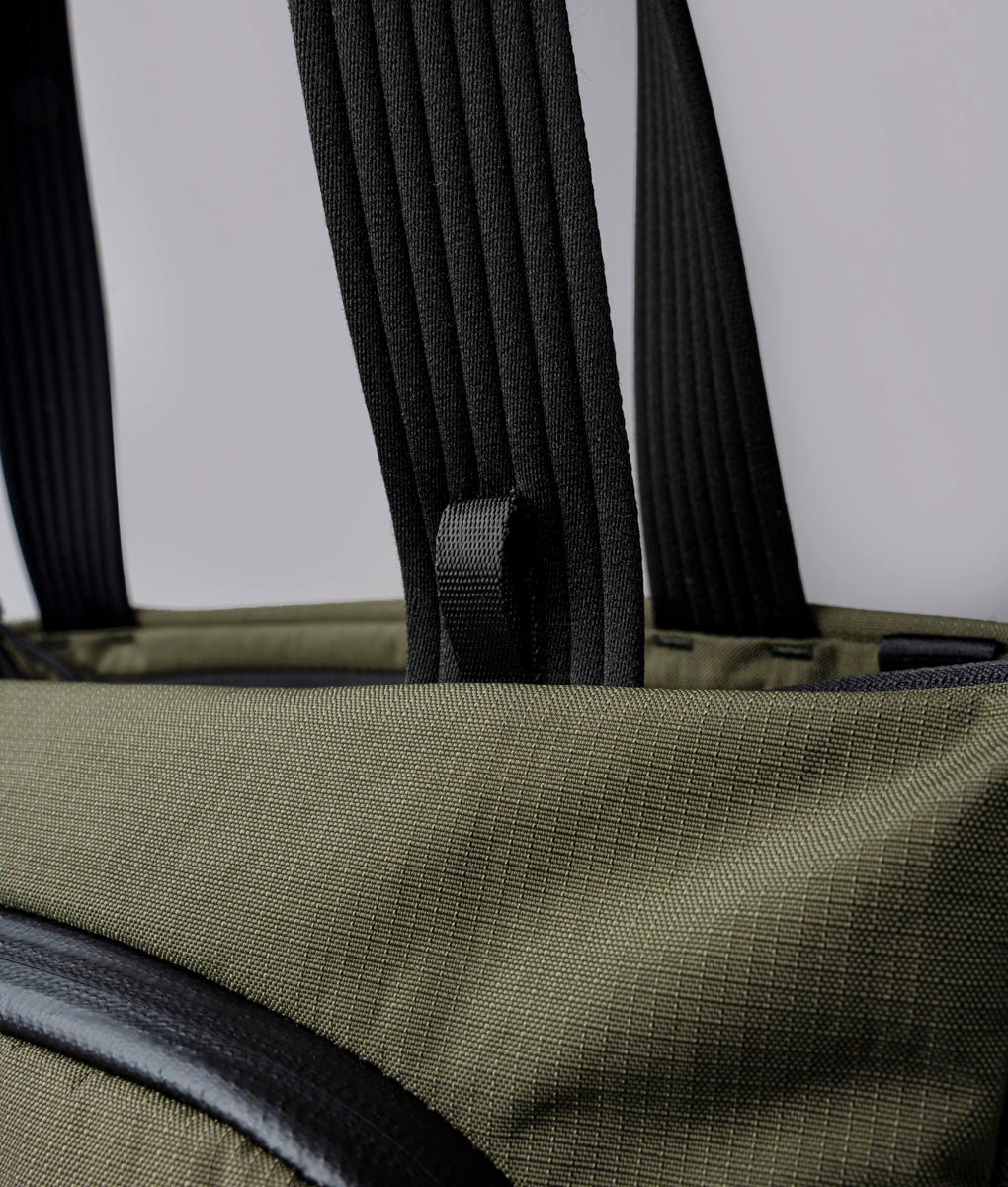 Bravo Tote V2 14 L - Image 35
