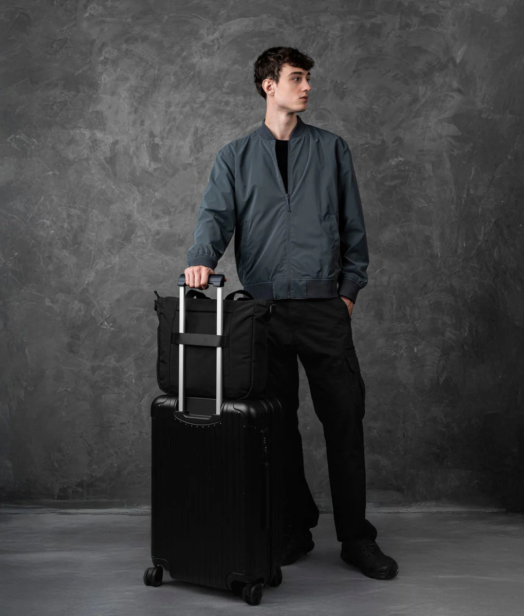 Bravo Tote V2 14 L - Image 4