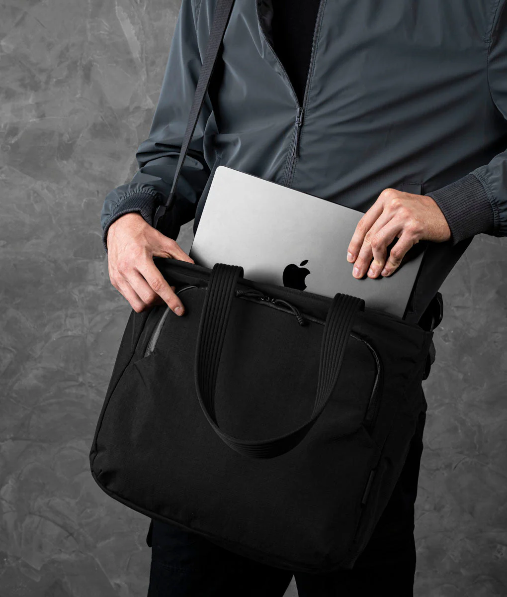 Bravo Tote V2 14 L - Image 6