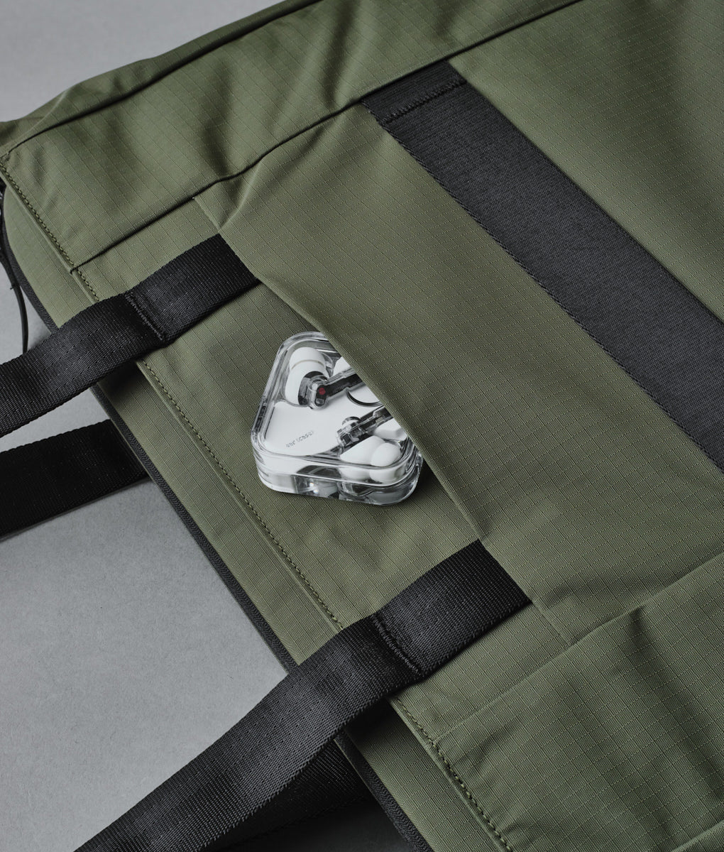 Metro Tote - Image 17