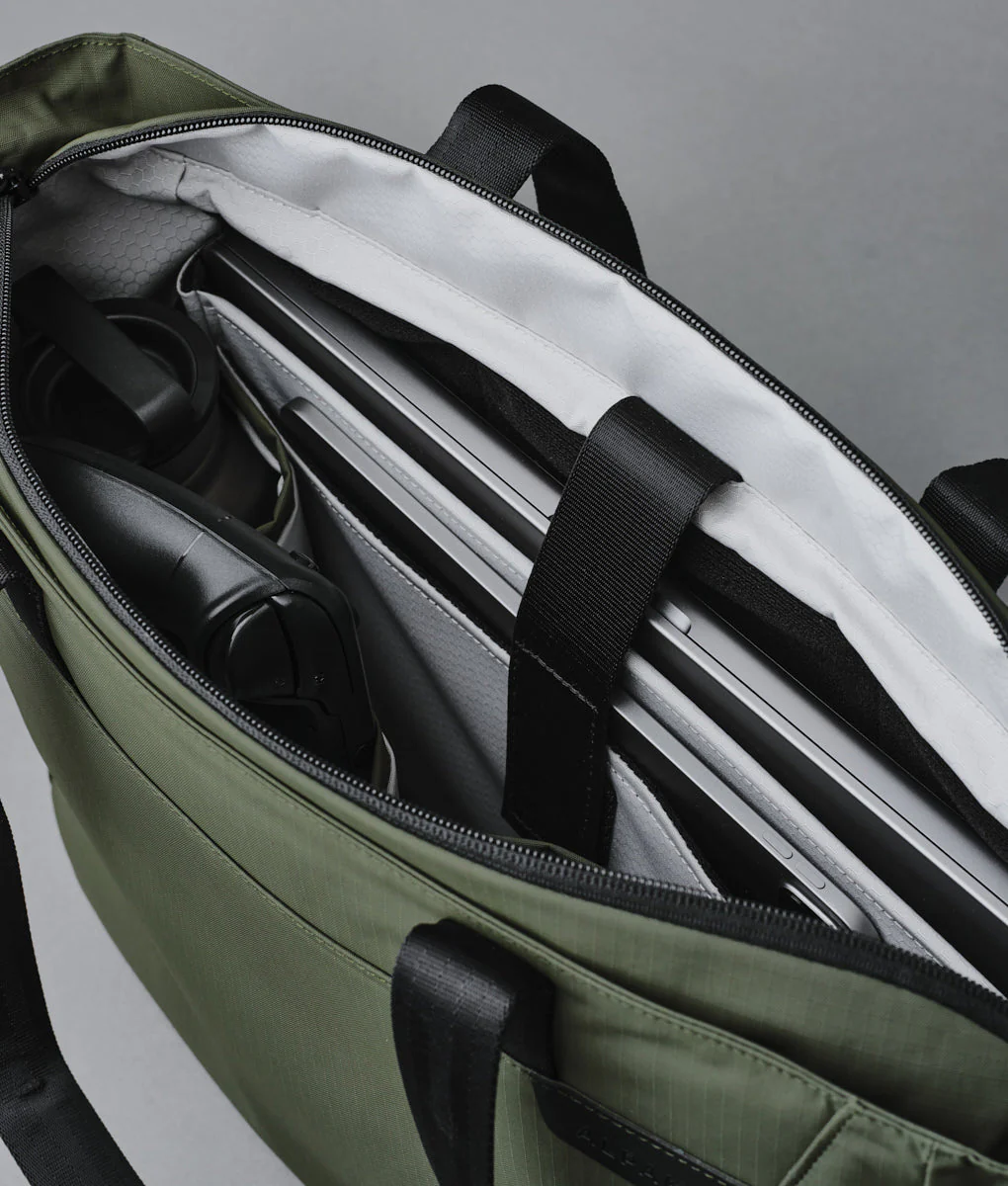 Metro Tote - Image 24