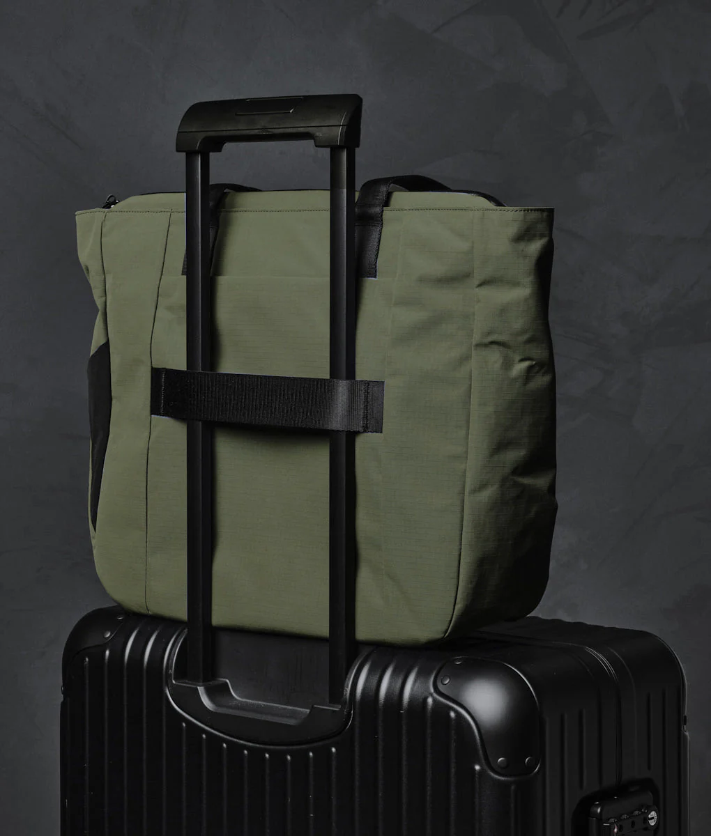 Metro Tote - Image 25