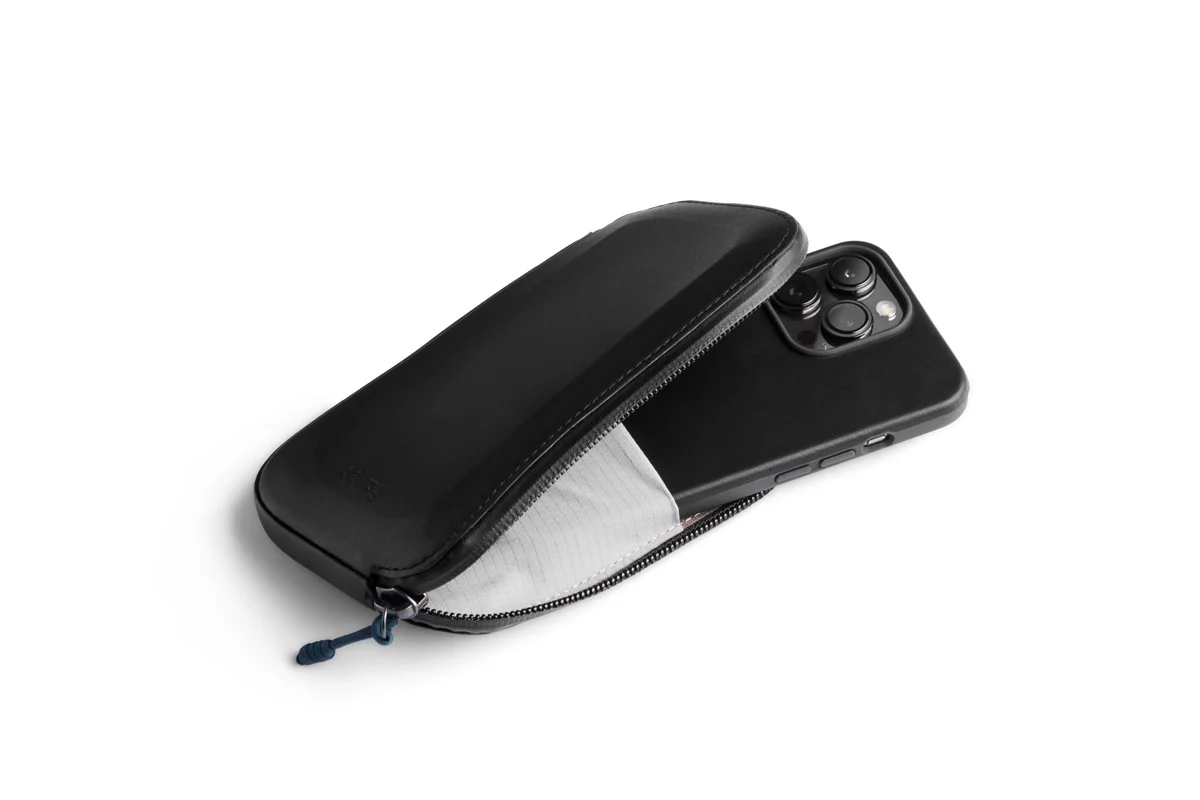 Venture Phone Pocket - Image 14