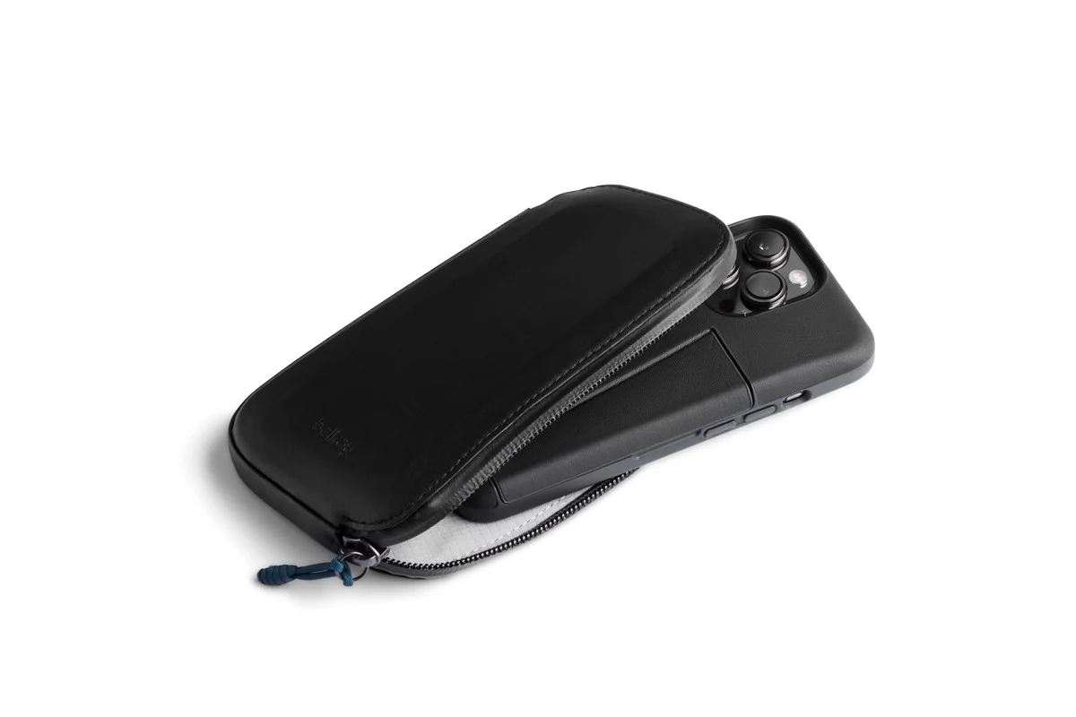 Venture Phone Pocket - Image 19