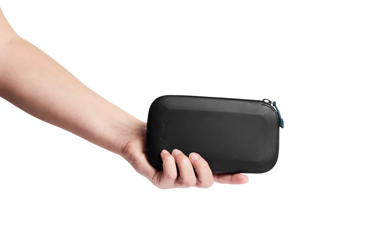 Venture Phone Pocket - Image 21