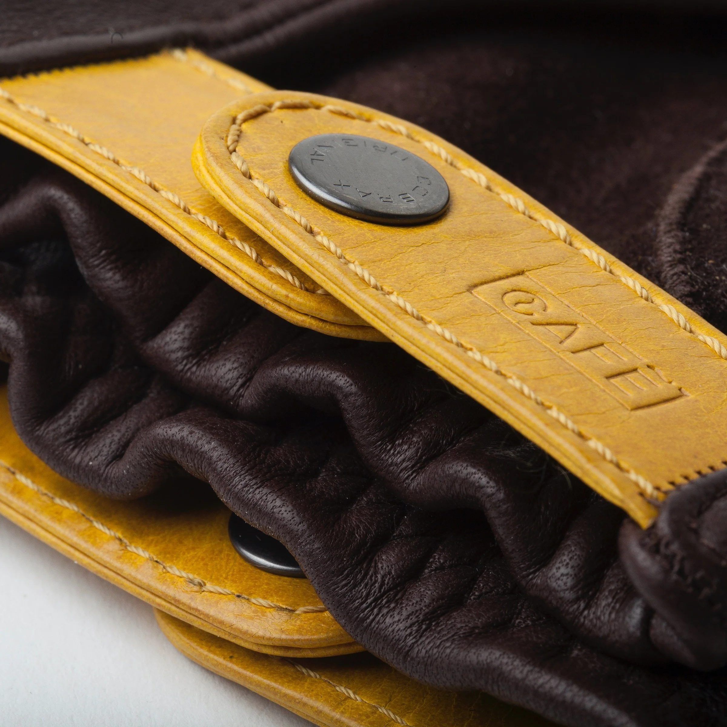 Triton Driving Gloves - Image 10