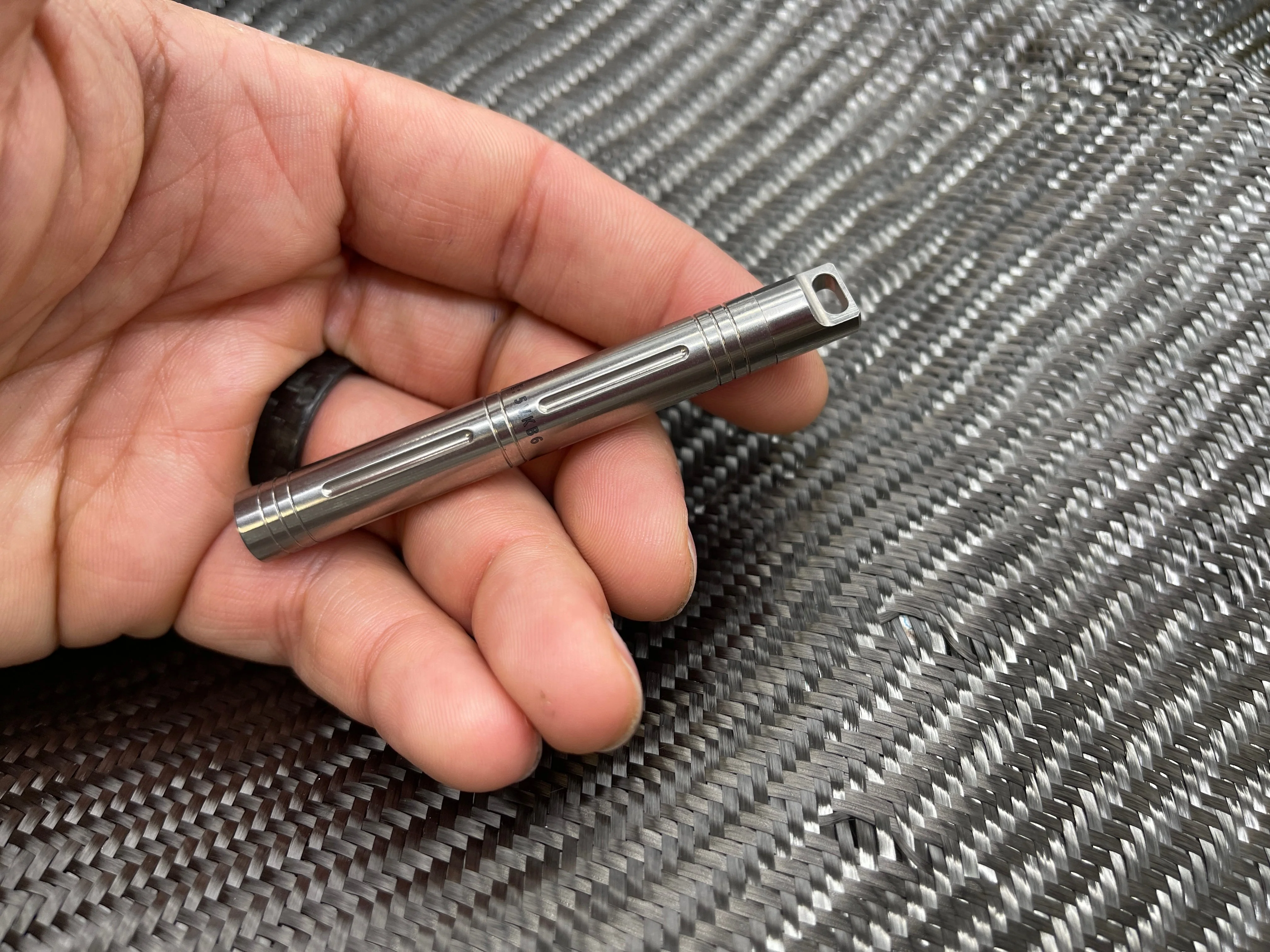 Slim Pick Titanium Capsule - Image 3