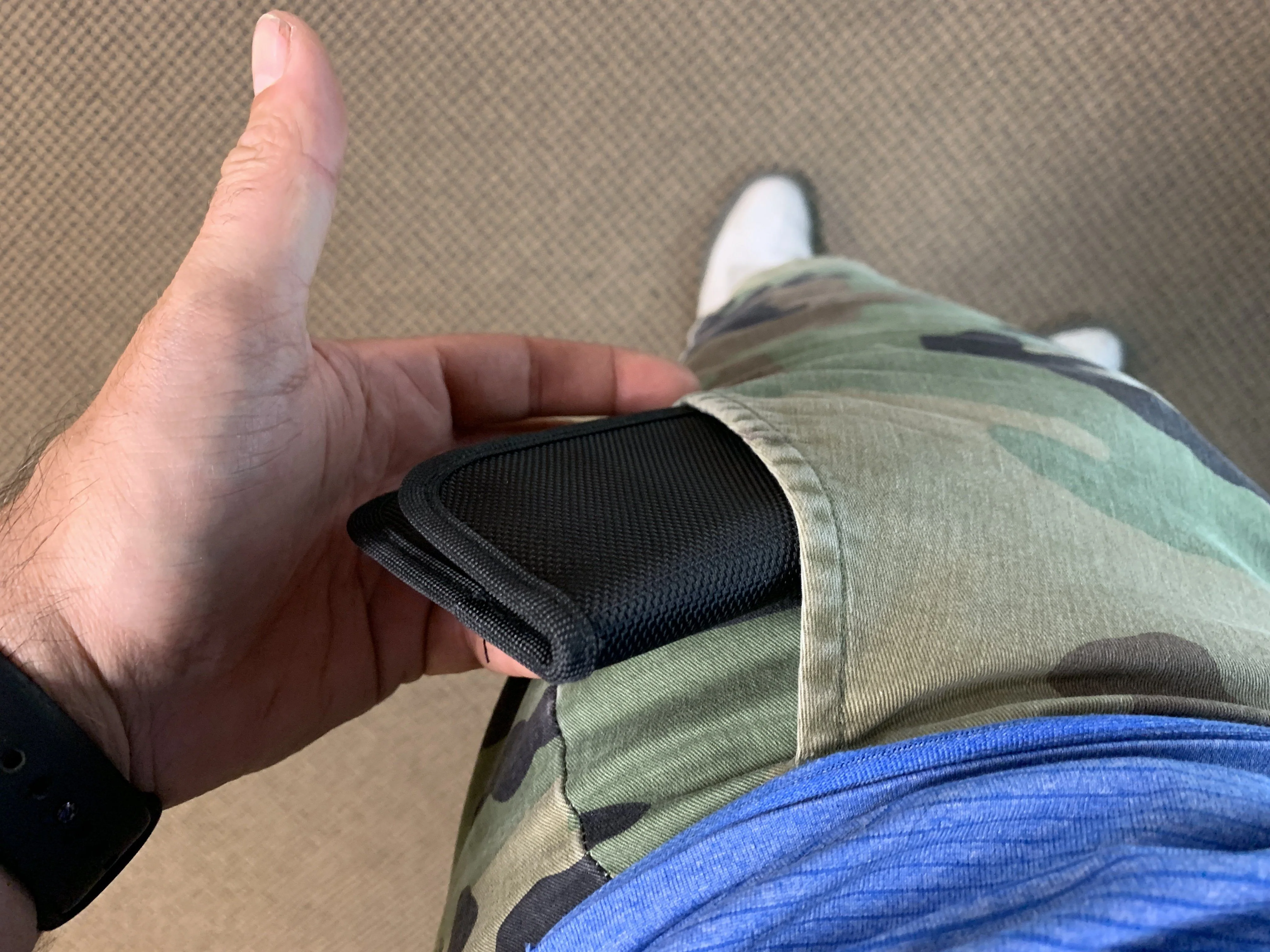 Stealth RFID Electronic Pouch - Image 3