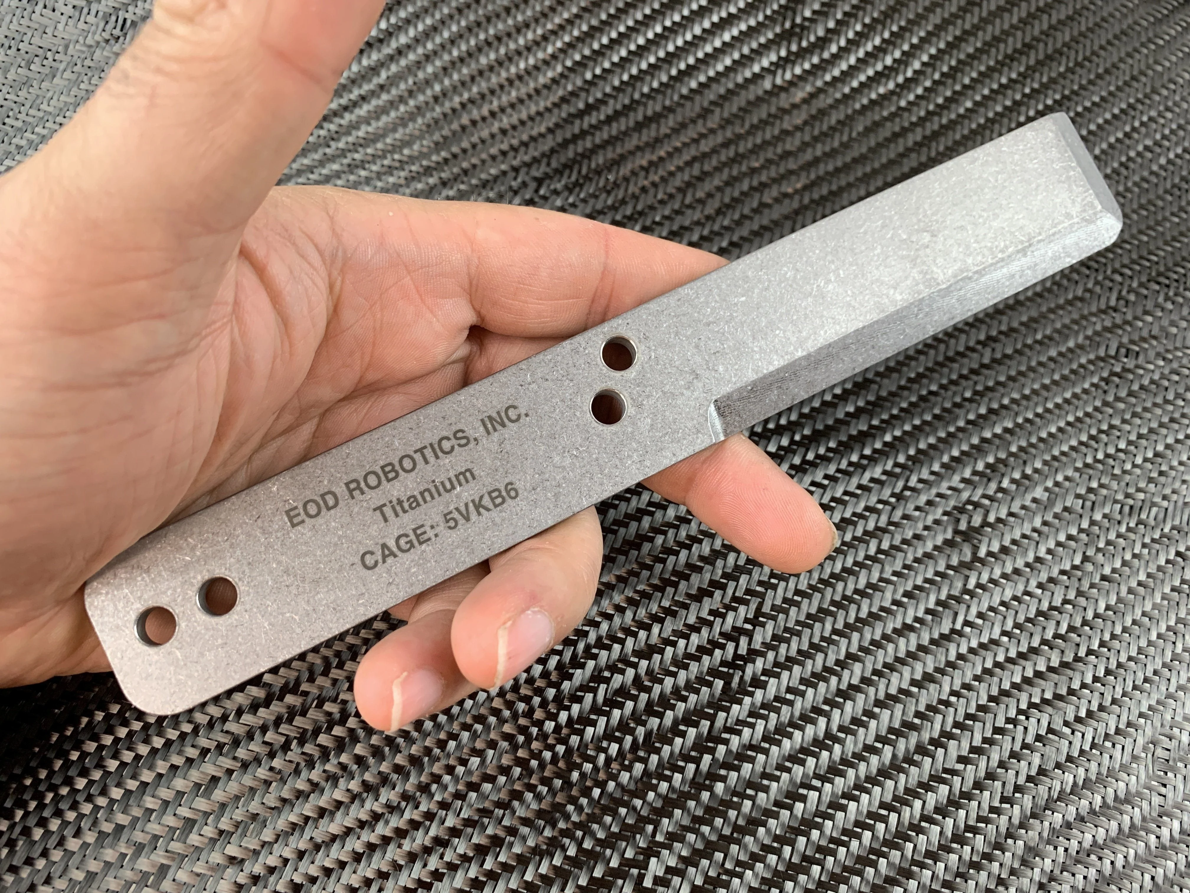 Titanium EOD Robotics Breacher Bar Large - Image 2