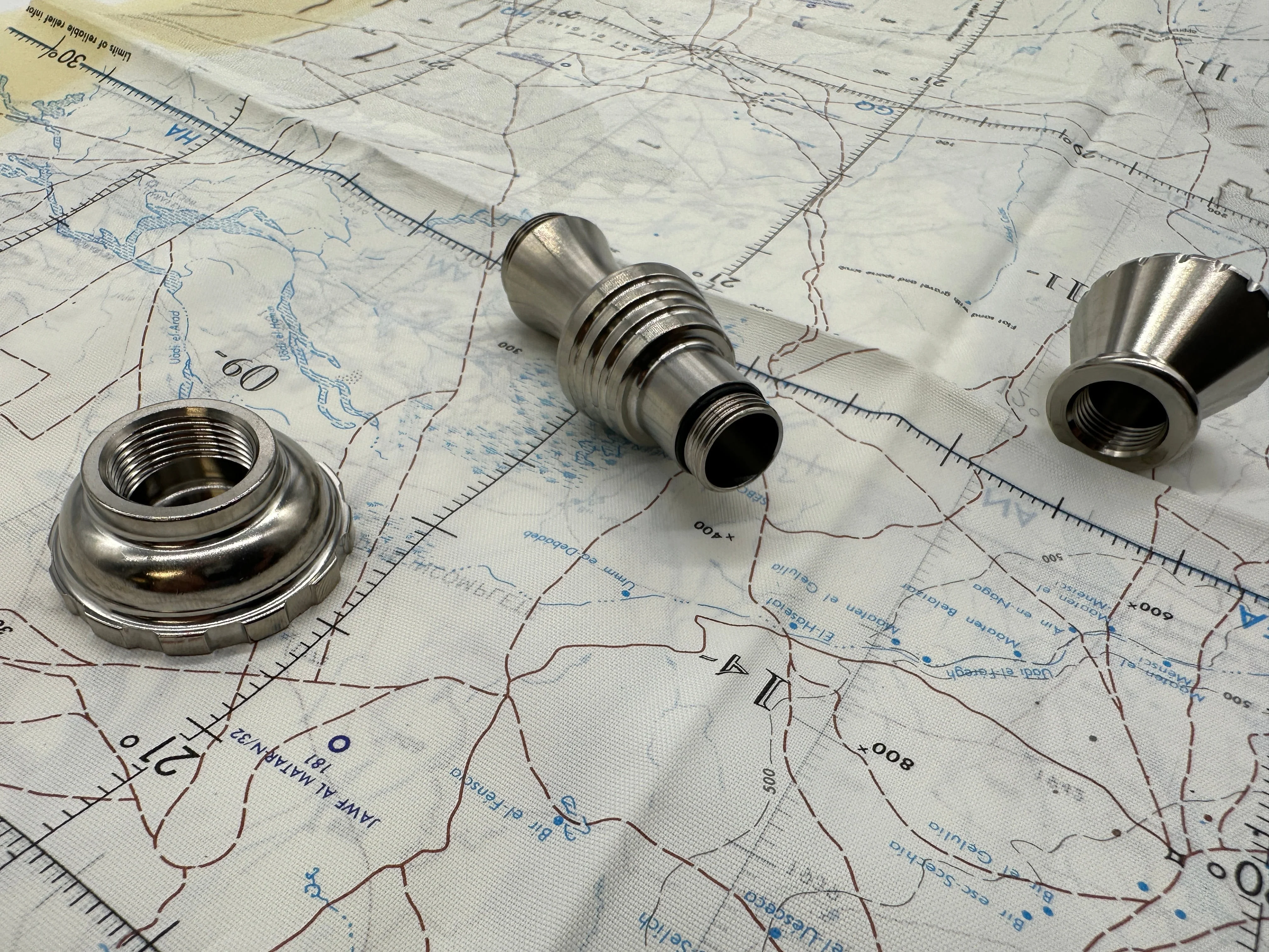 Titanium Queen Chess Piece Capsule - Image 4