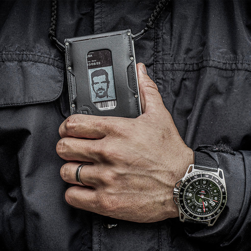 M1 Lite Titanium Rail Bifold Wallet - Image 16
