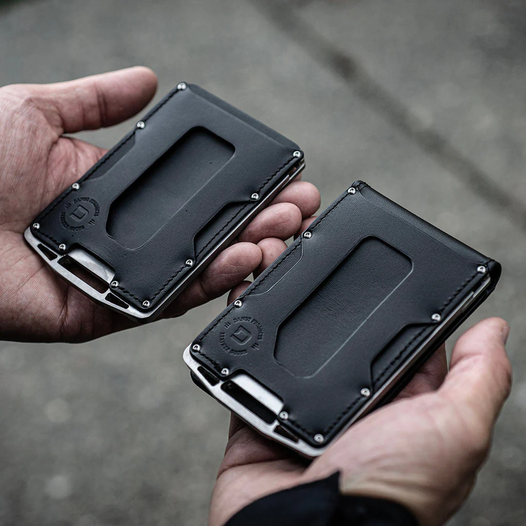 M1 Lite Titanium Rail Bifold Wallet - Image 23