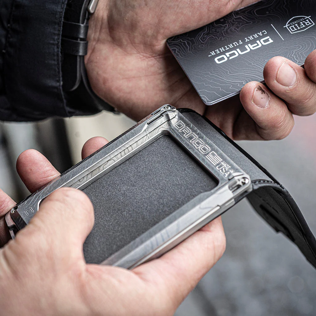 M1 Lite Titanium Rail Bifold Wallet - Image 26