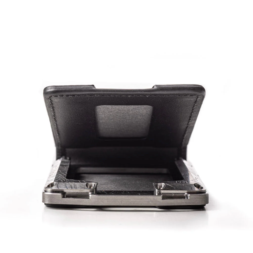 M1 Lite Titanium Rail Bifold Wallet - Image 7