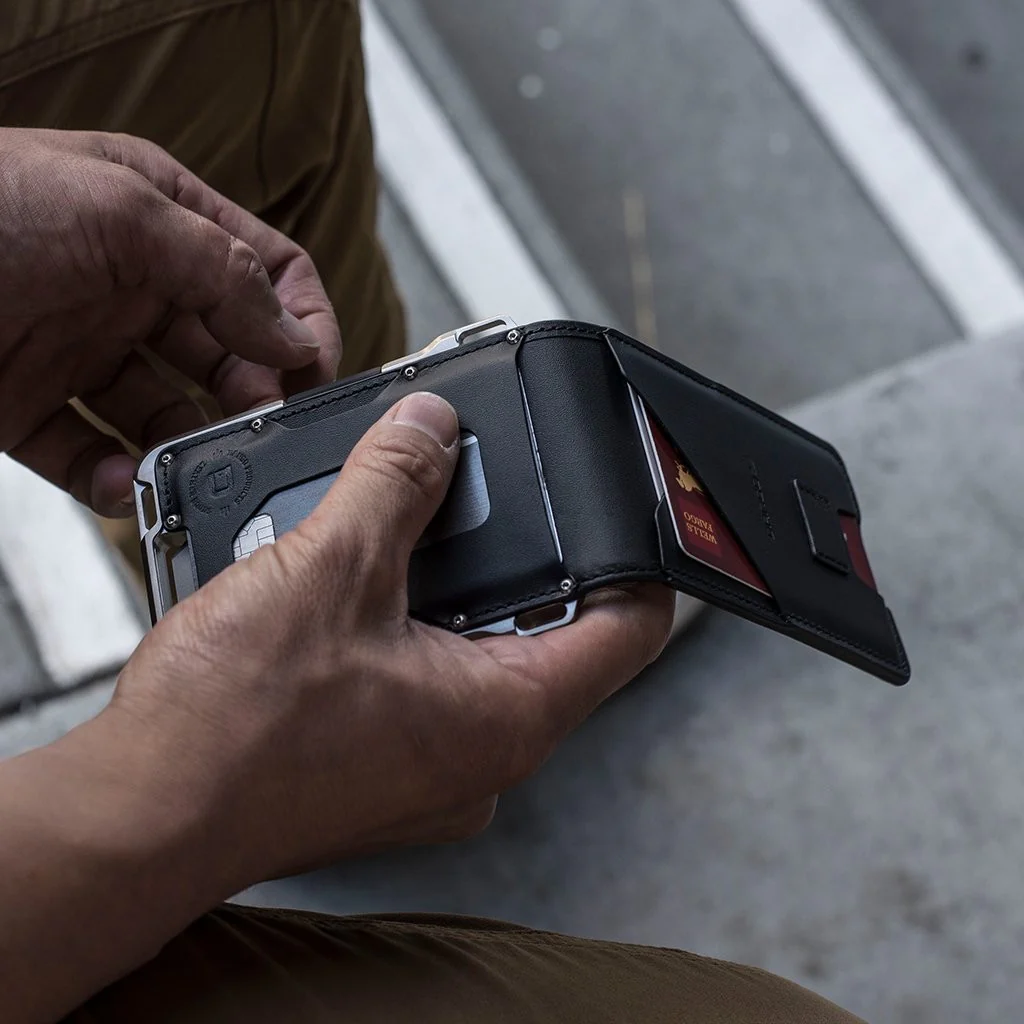 M1 Maverick Titanium Tactical Bifold Wallet - Image 15