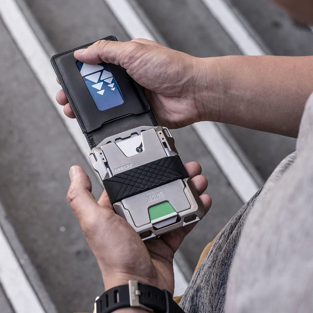 M1 Maverick Titanium Tactical Bifold Wallet - Image 18
