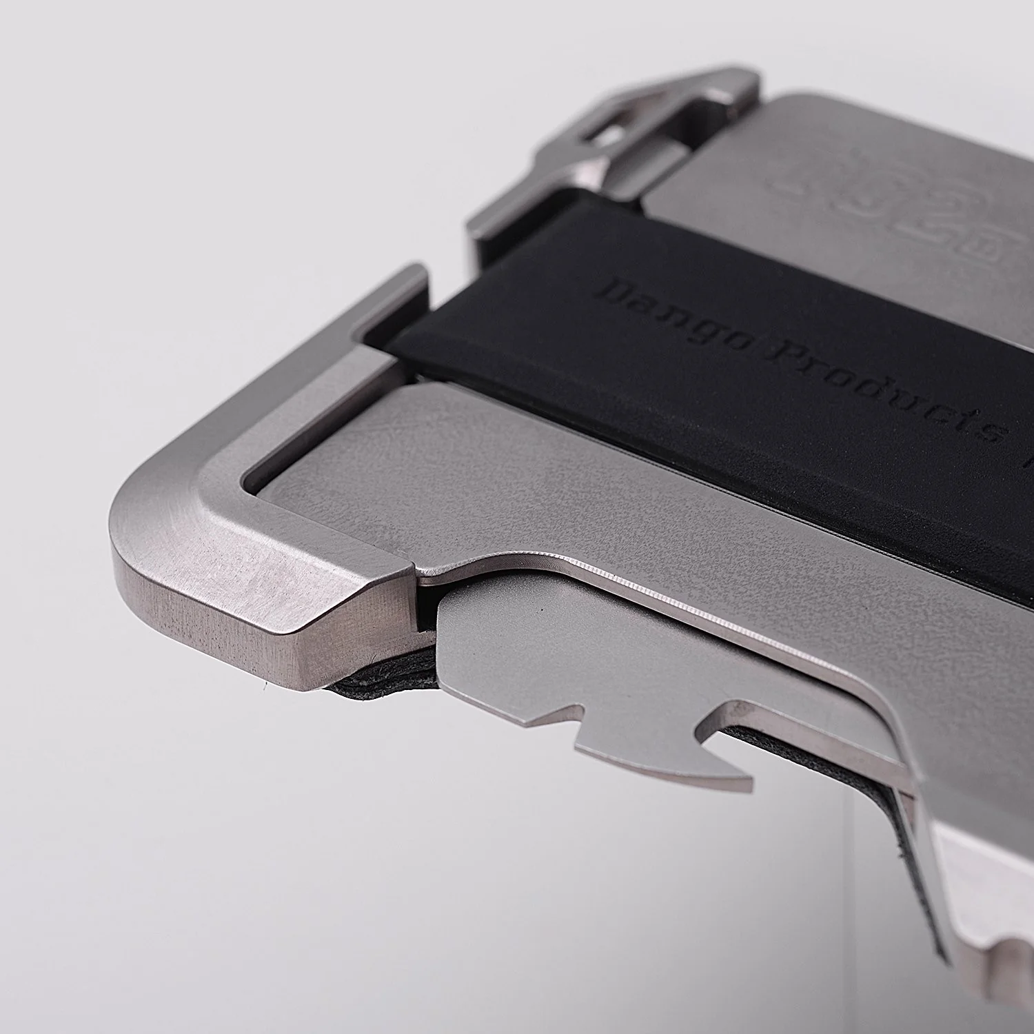 T02 Tactical Titanium Wallet - Image 11
