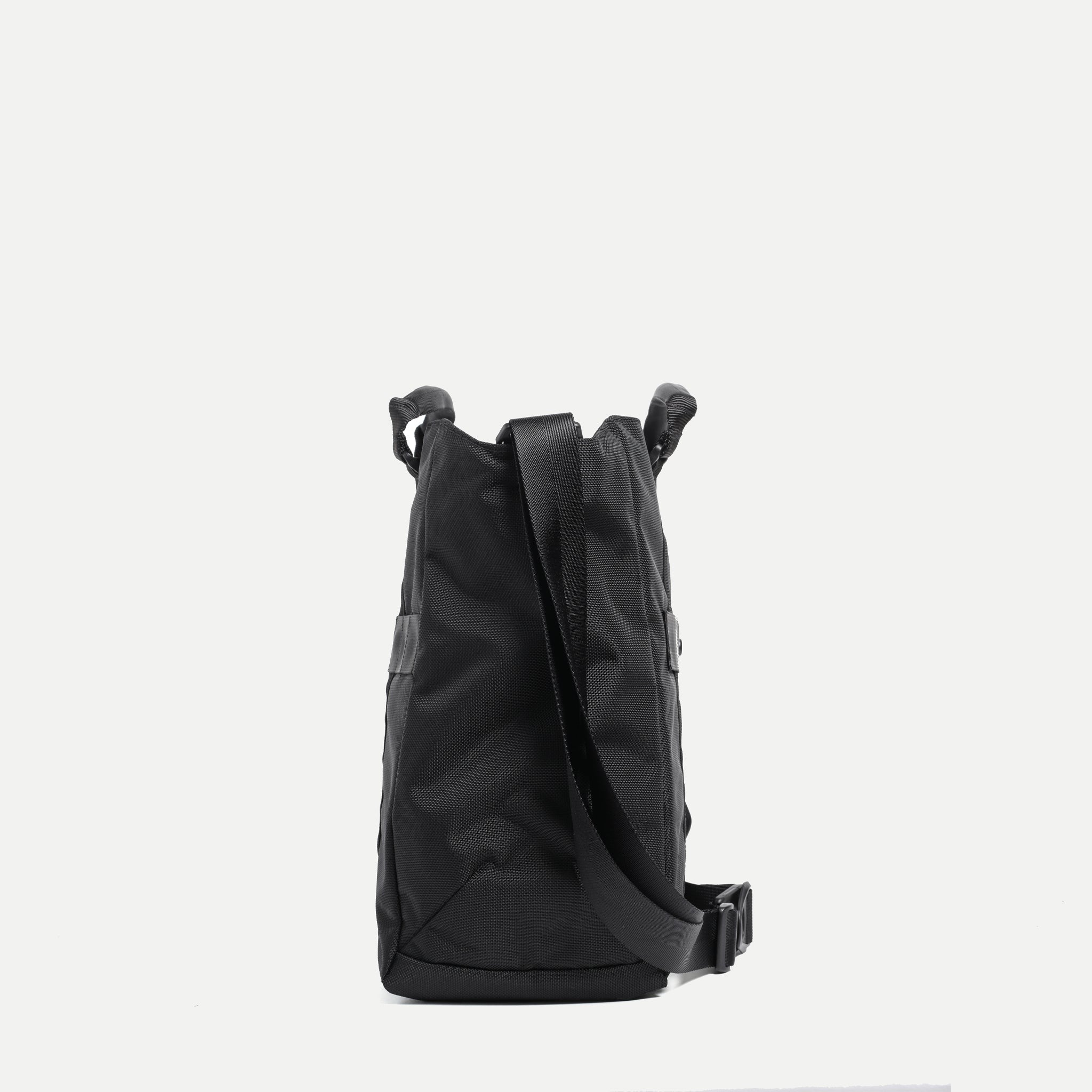 Utility Tote Portrait - Image 5