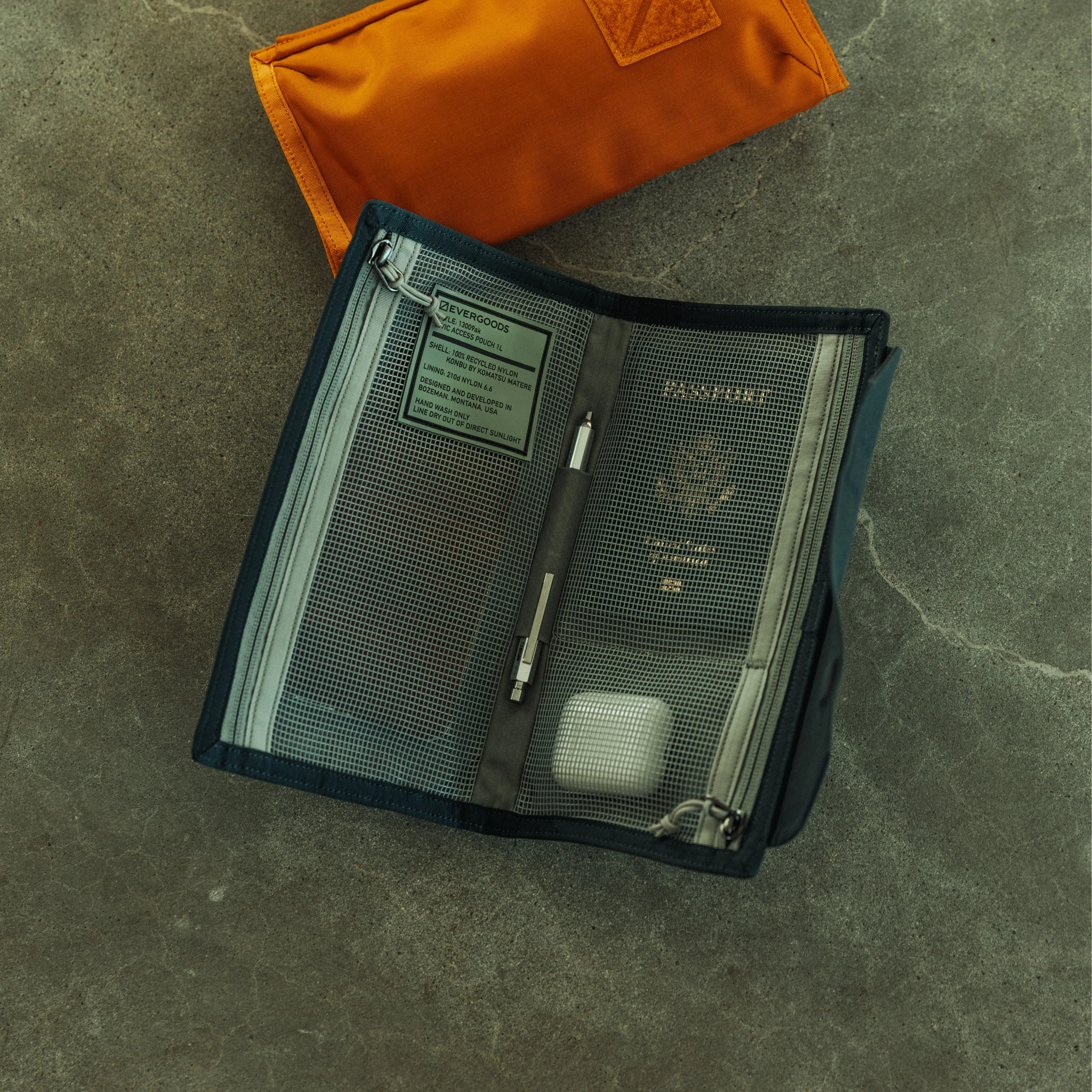 Civic Access Pouch 1 L Konbu - Image 8