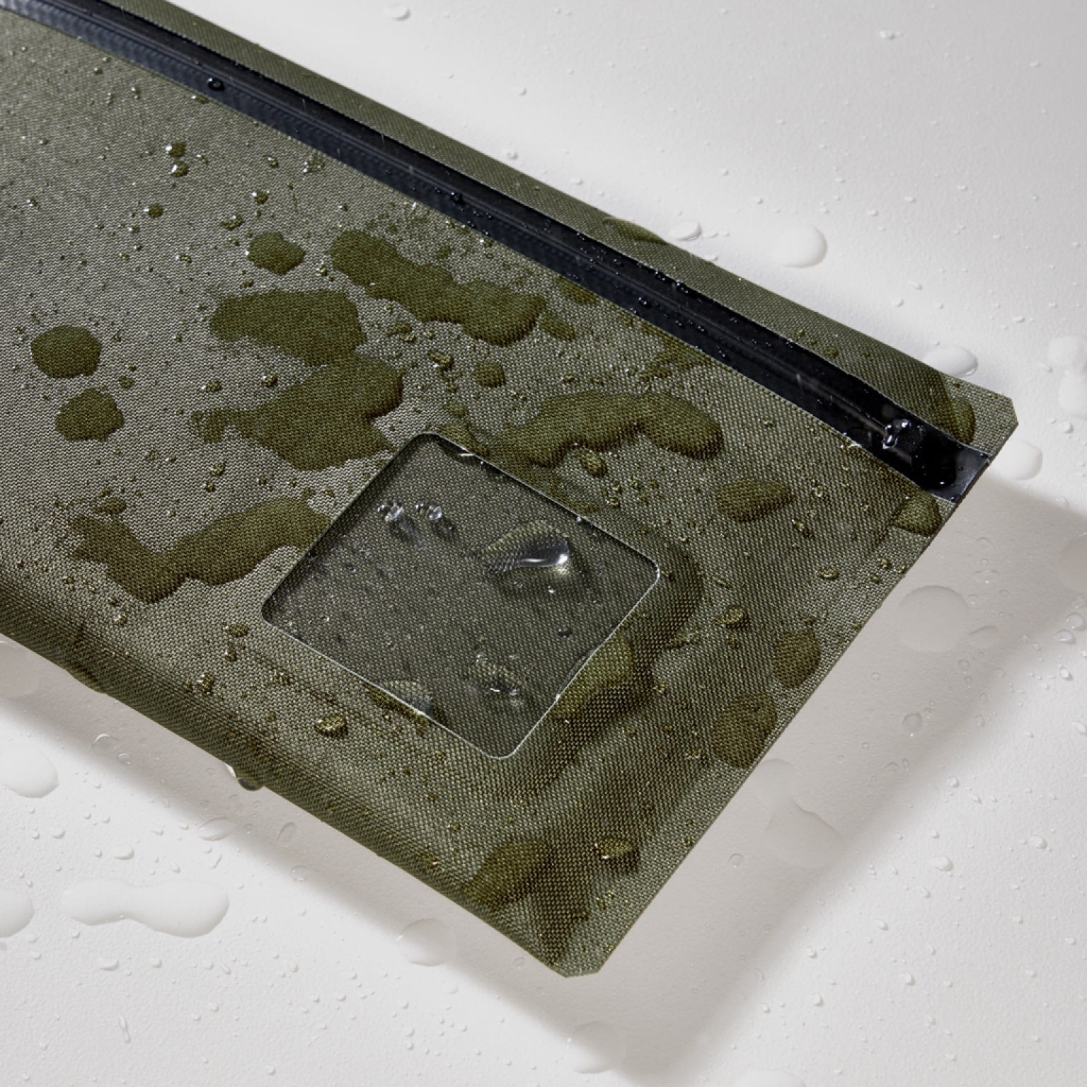 Element Flat Pouch - Image 4