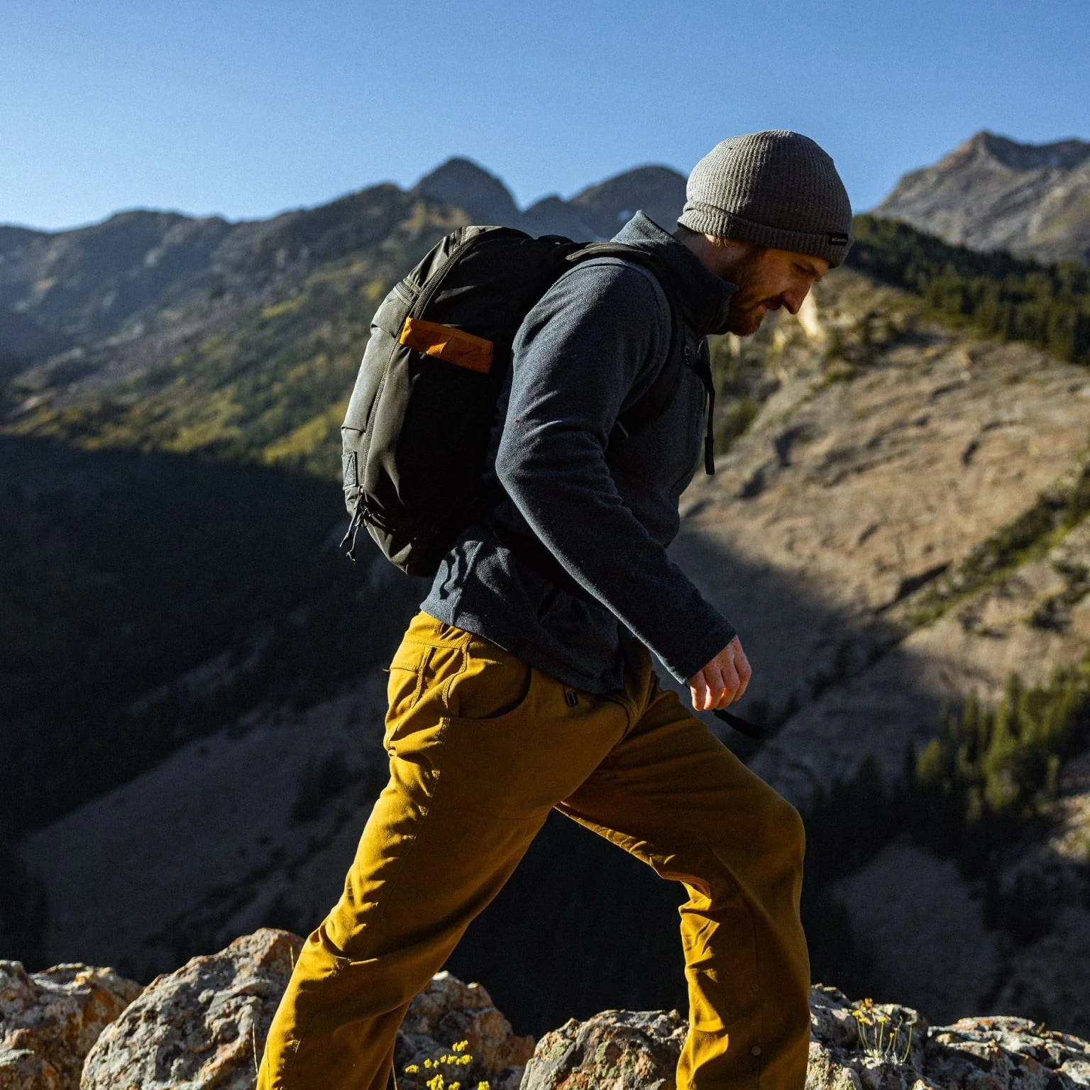 Mountain Panel Loader 22 L Backpack (Previous version) - Image 21