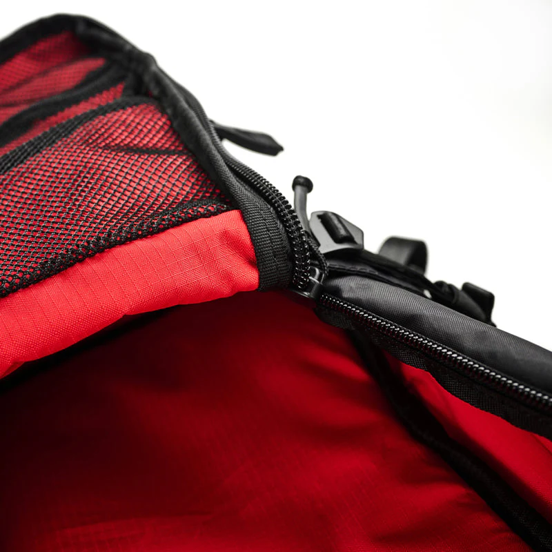 Clamshell 25 Backpack - Image 38