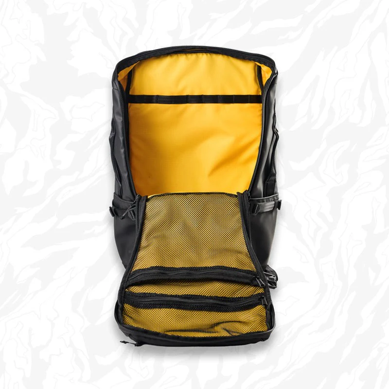 Clamshell 38 Backpack - Image 4