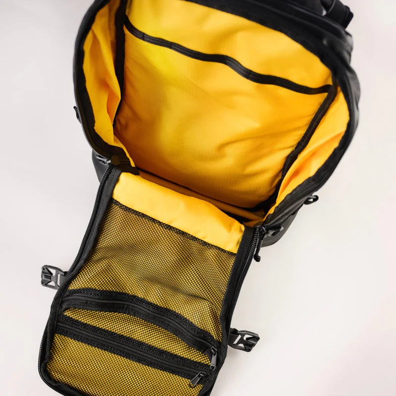 Clamshell 38 Backpack - Image 5