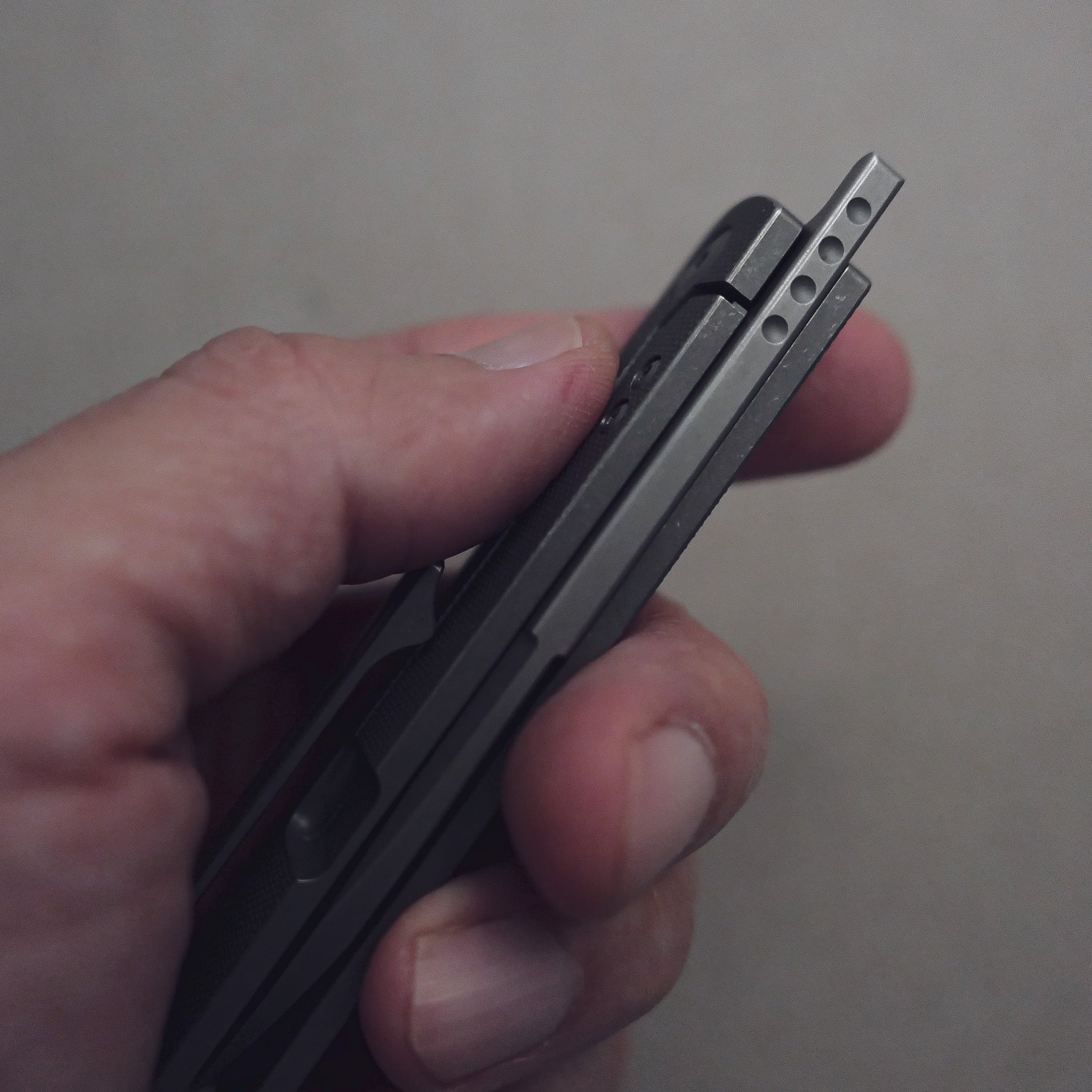 18 Knife - Image 33