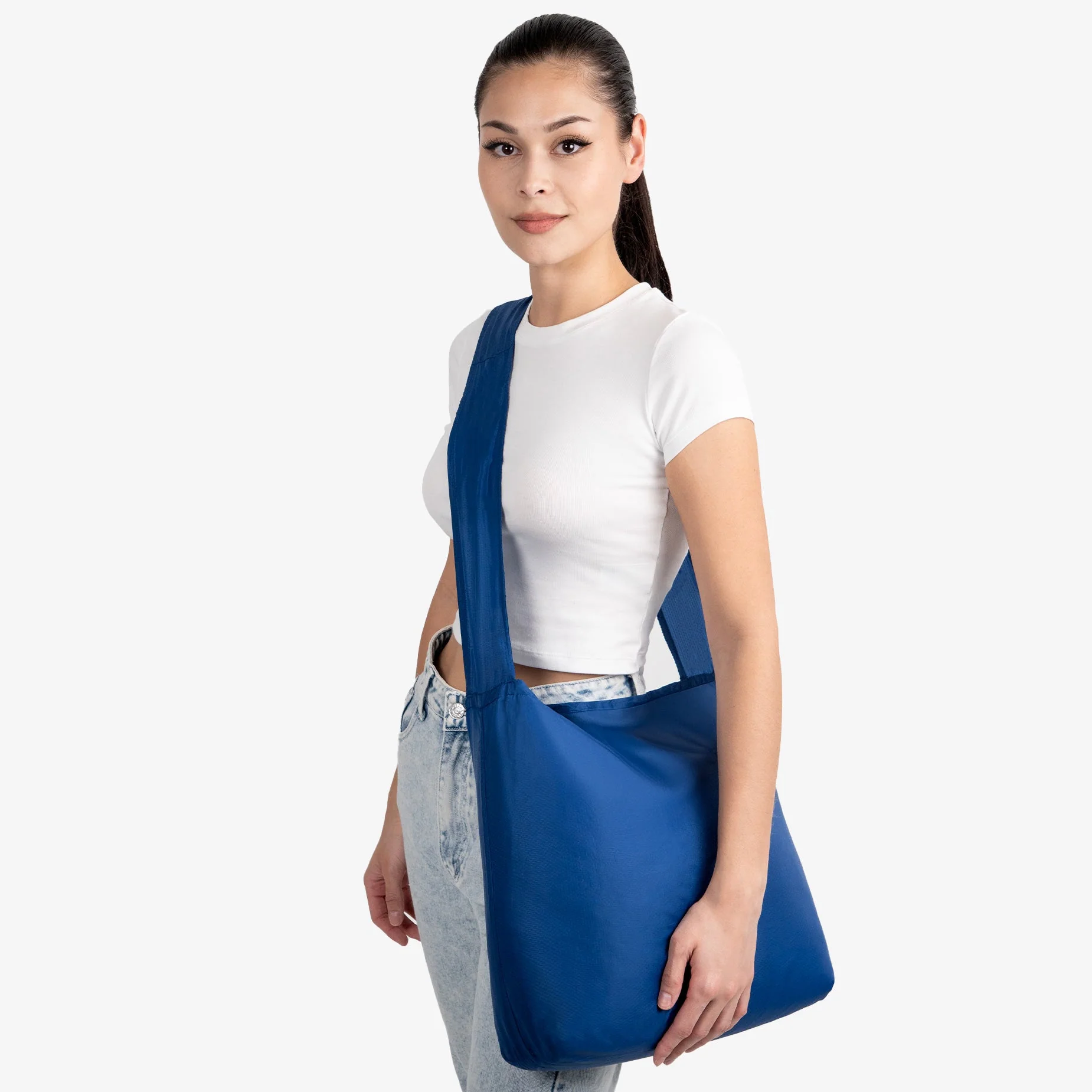 Sling - Image 13