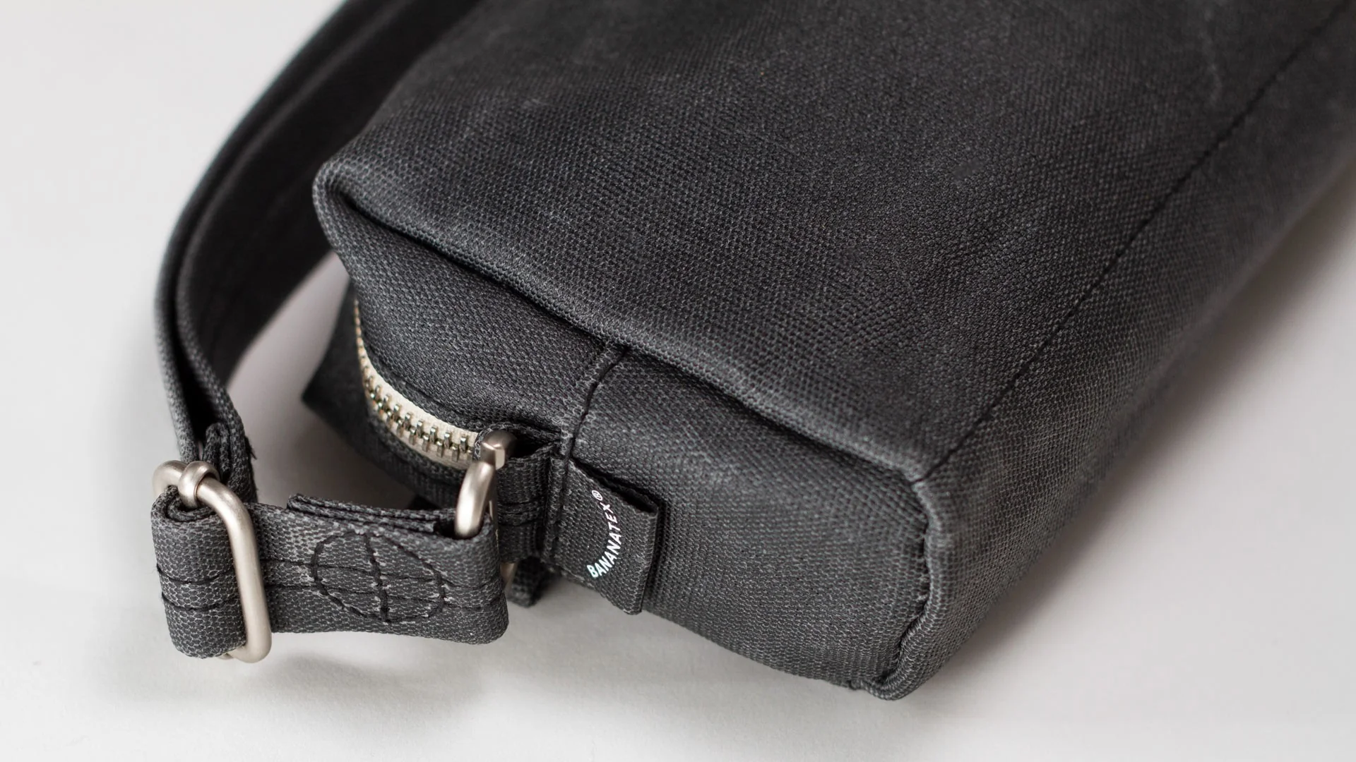 Bananatex® Hip Pouch - Image 18