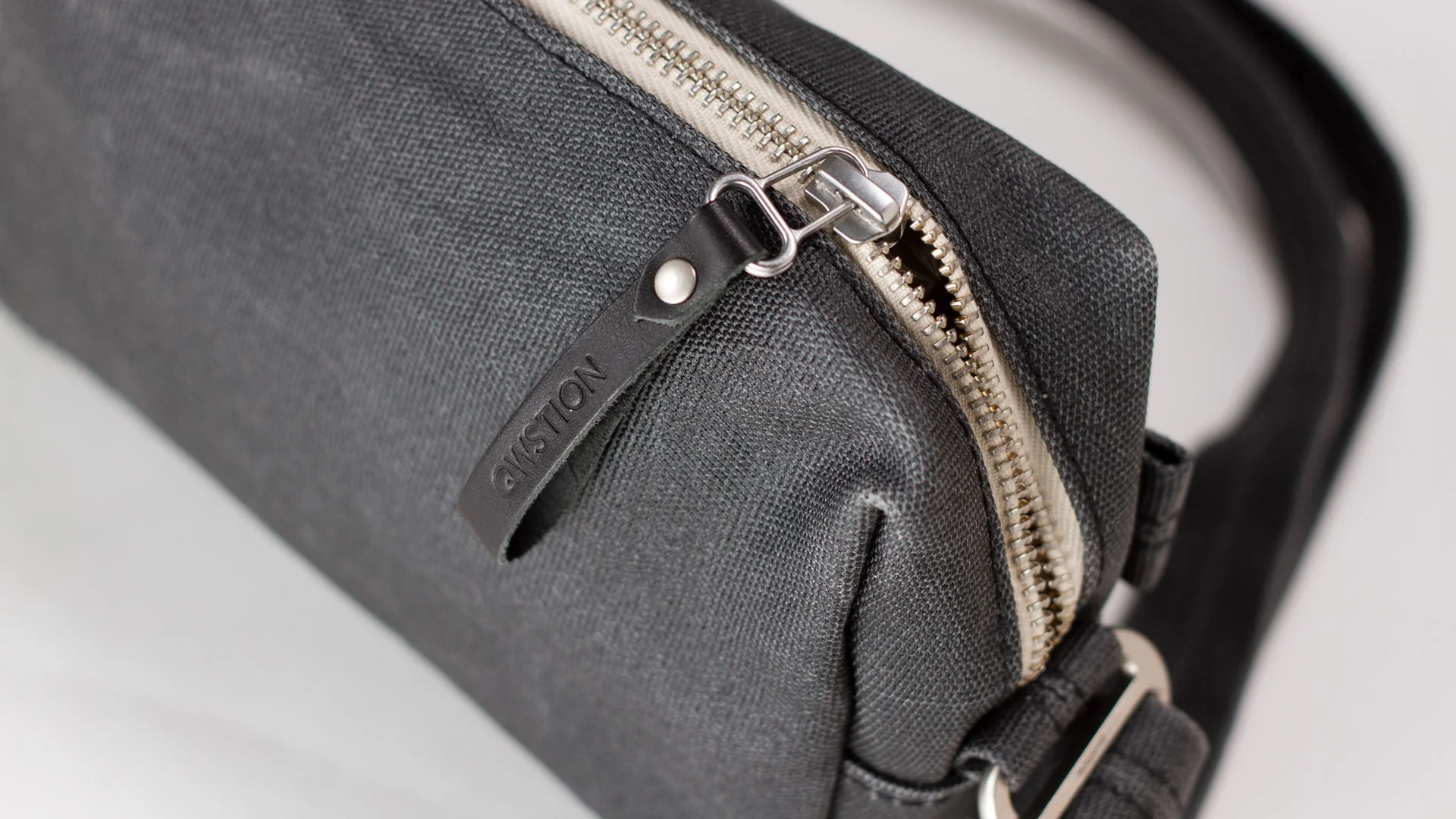 Bananatex® Hip Pouch - Image 19
