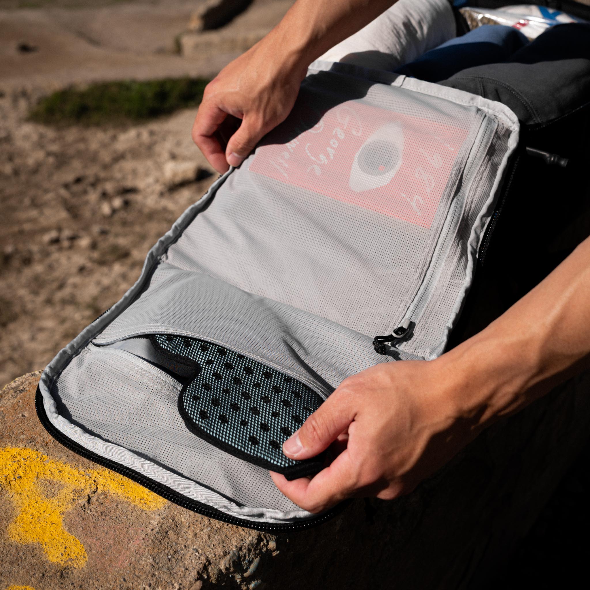 Outbound Travel Pack 30 L - Image 15