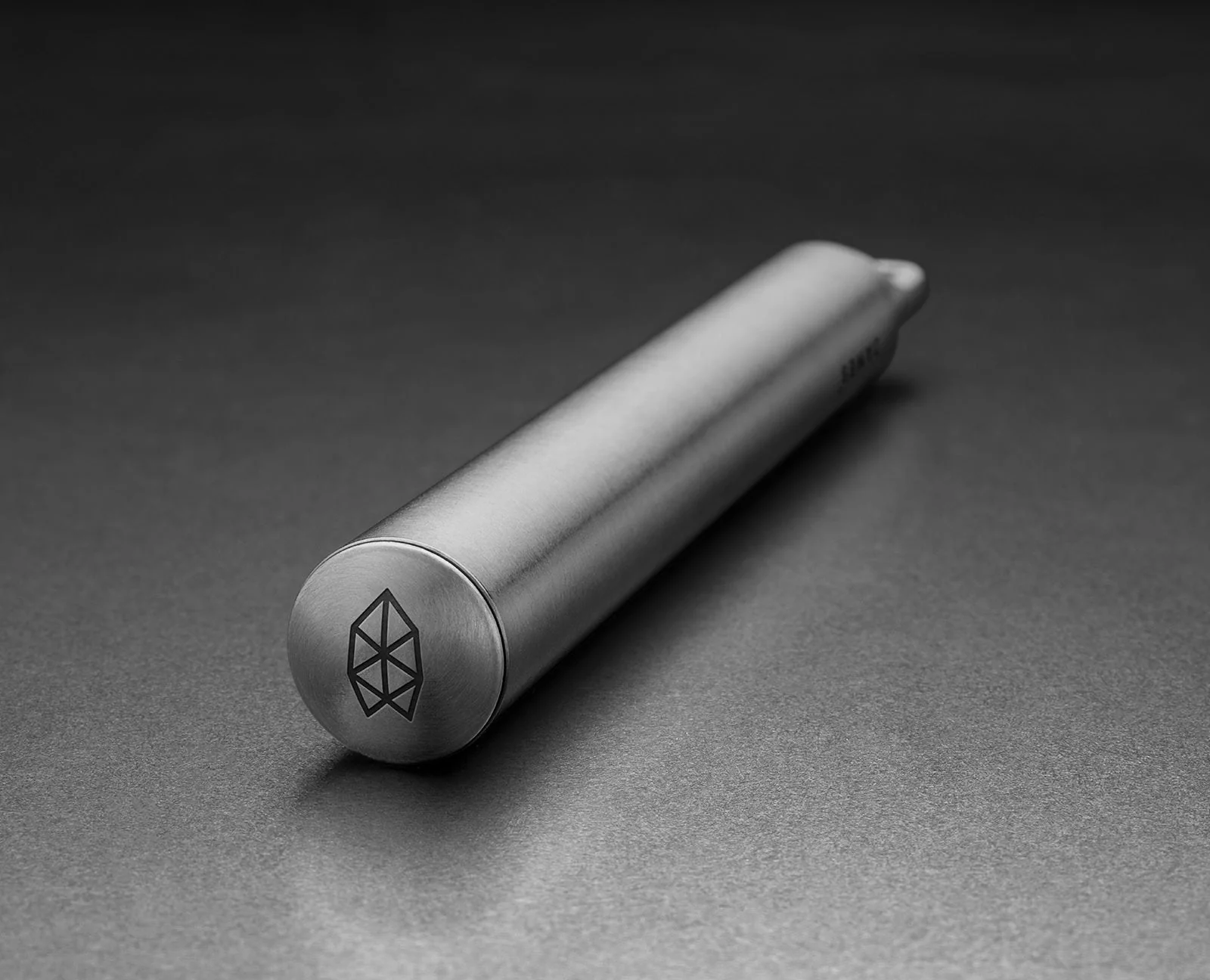 Stilwell Titanium Pen - Image 4