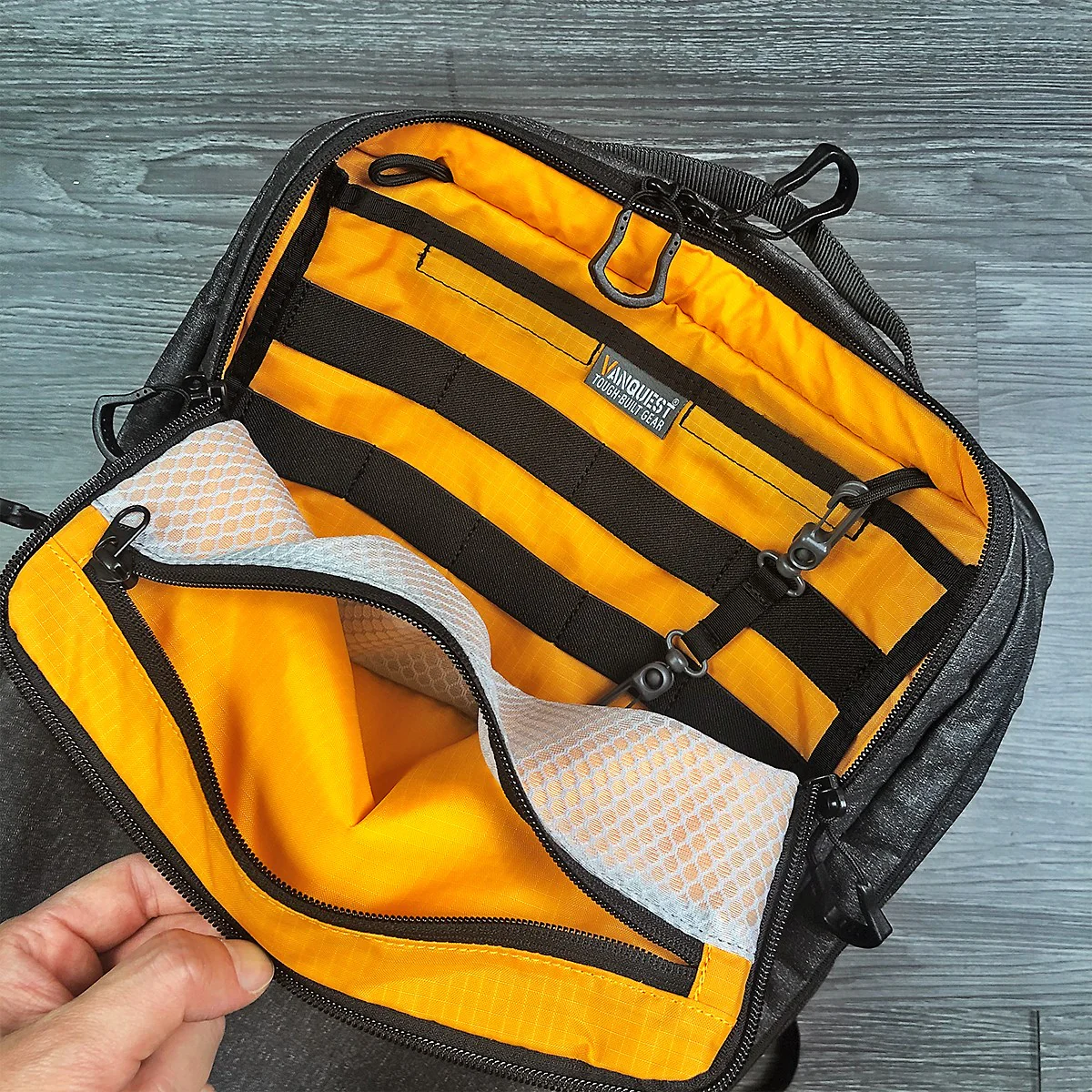 Addax-18 Backpack - Image 2