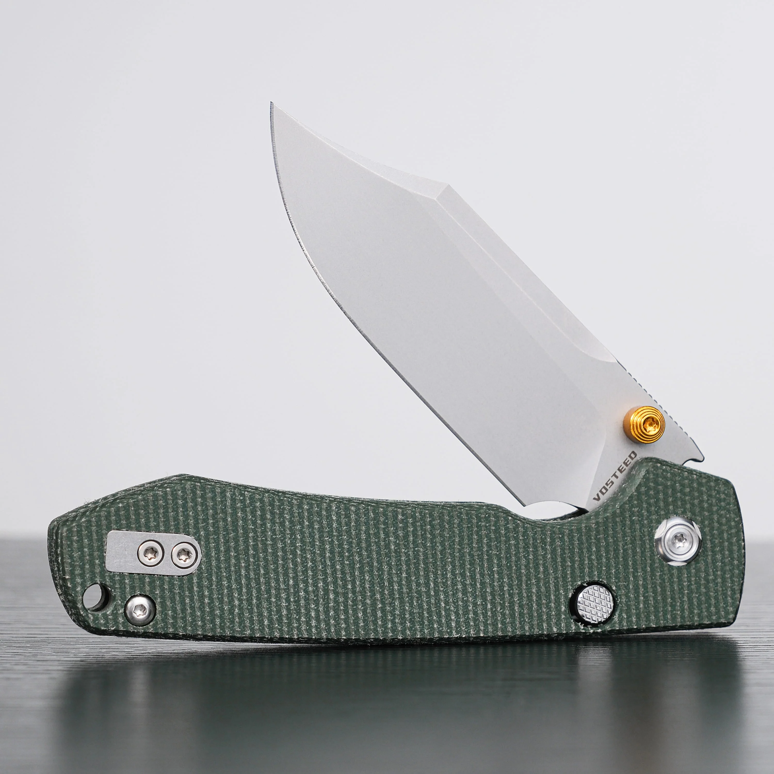 Raccoon Top Liner Bowie Knife - Image 9