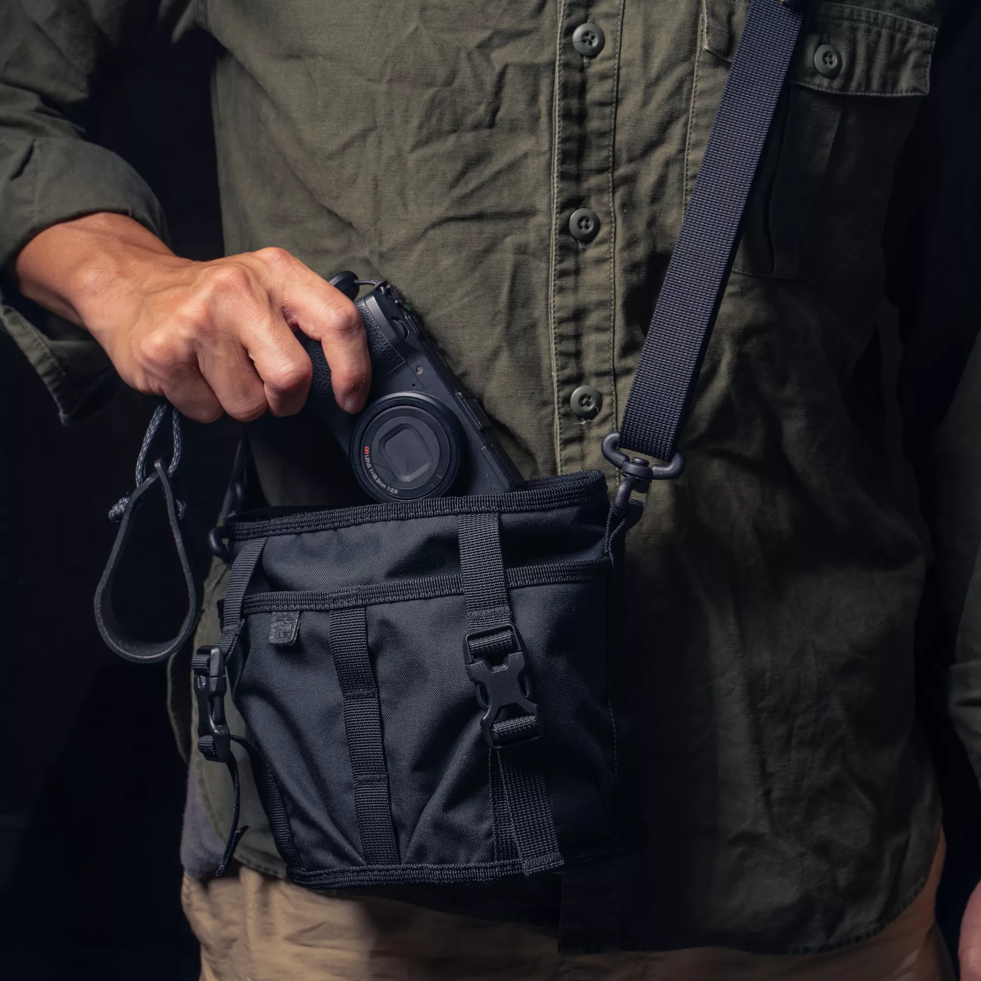 Canteener EDC Utility Sling Bag 2 L - Image 15
