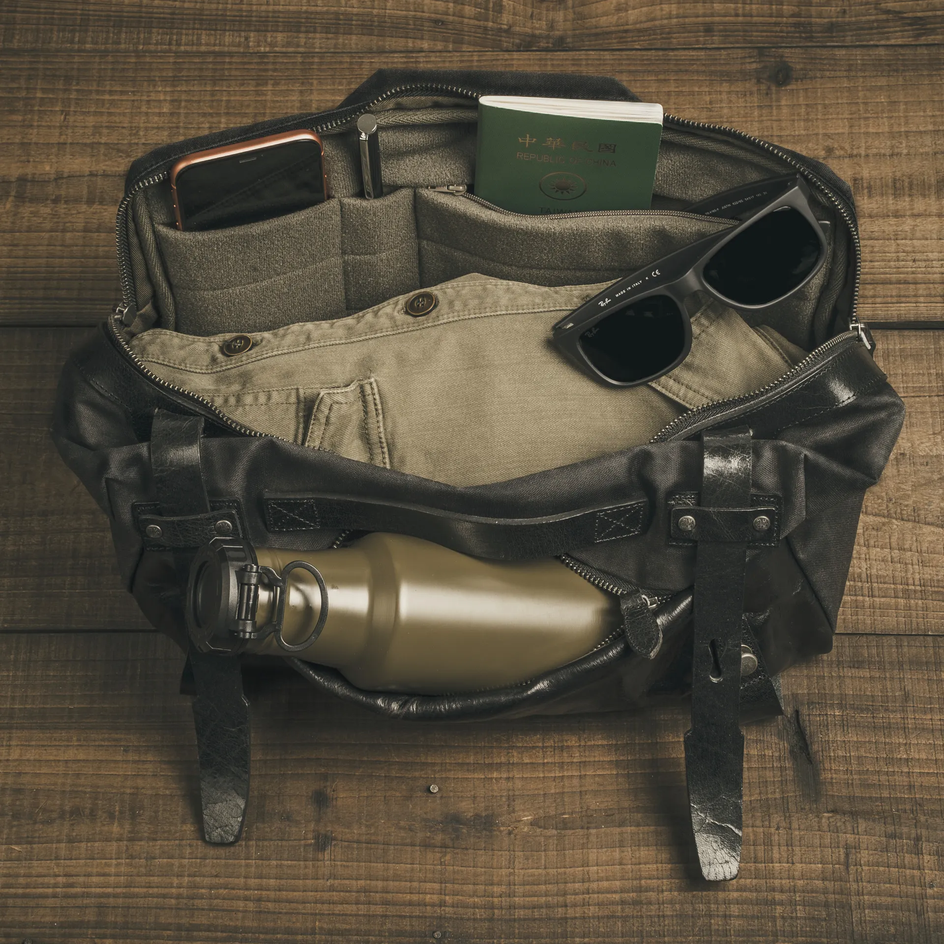 Easy Rider 9.5 L Sling Bag - Image 22