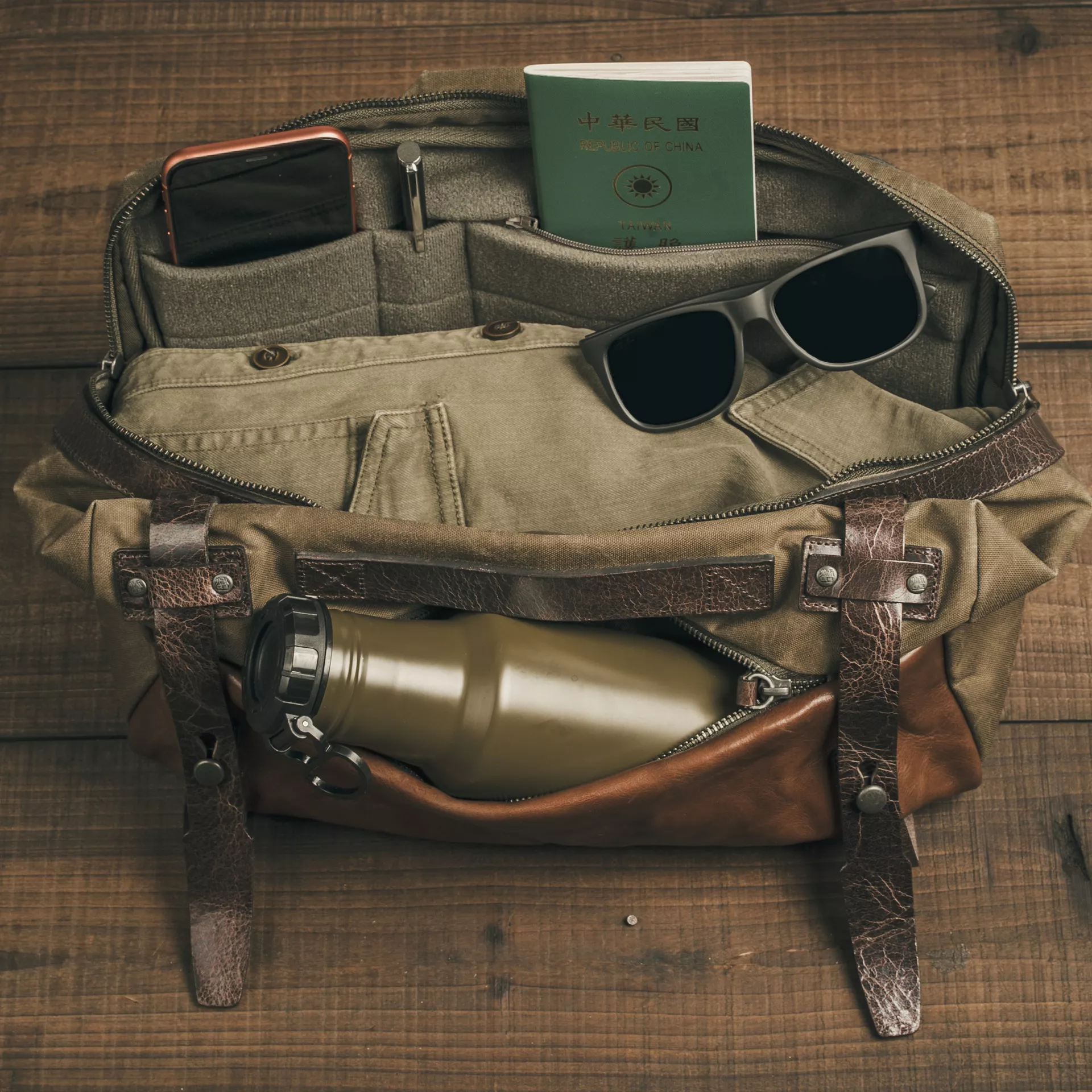 Easy Rider 9.5 L Sling Bag - Image 8