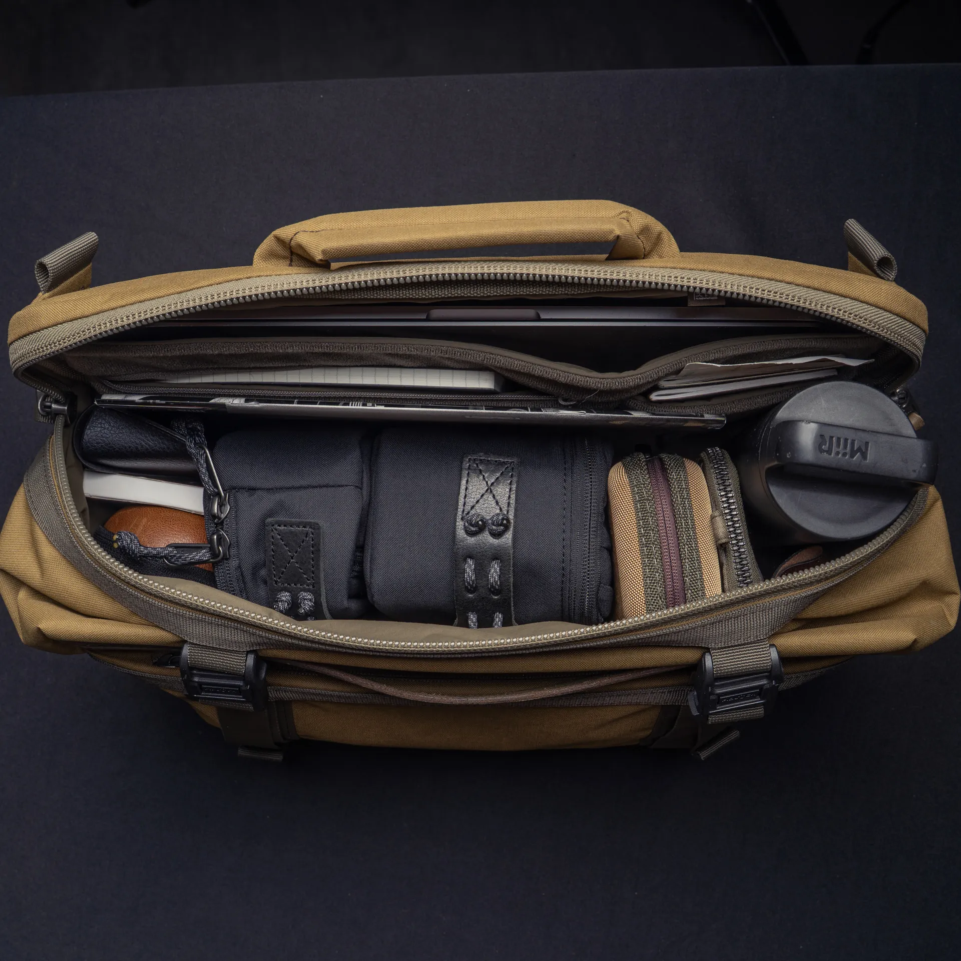 Lightning Rider V2 Sling Bag 13 L - Image 6